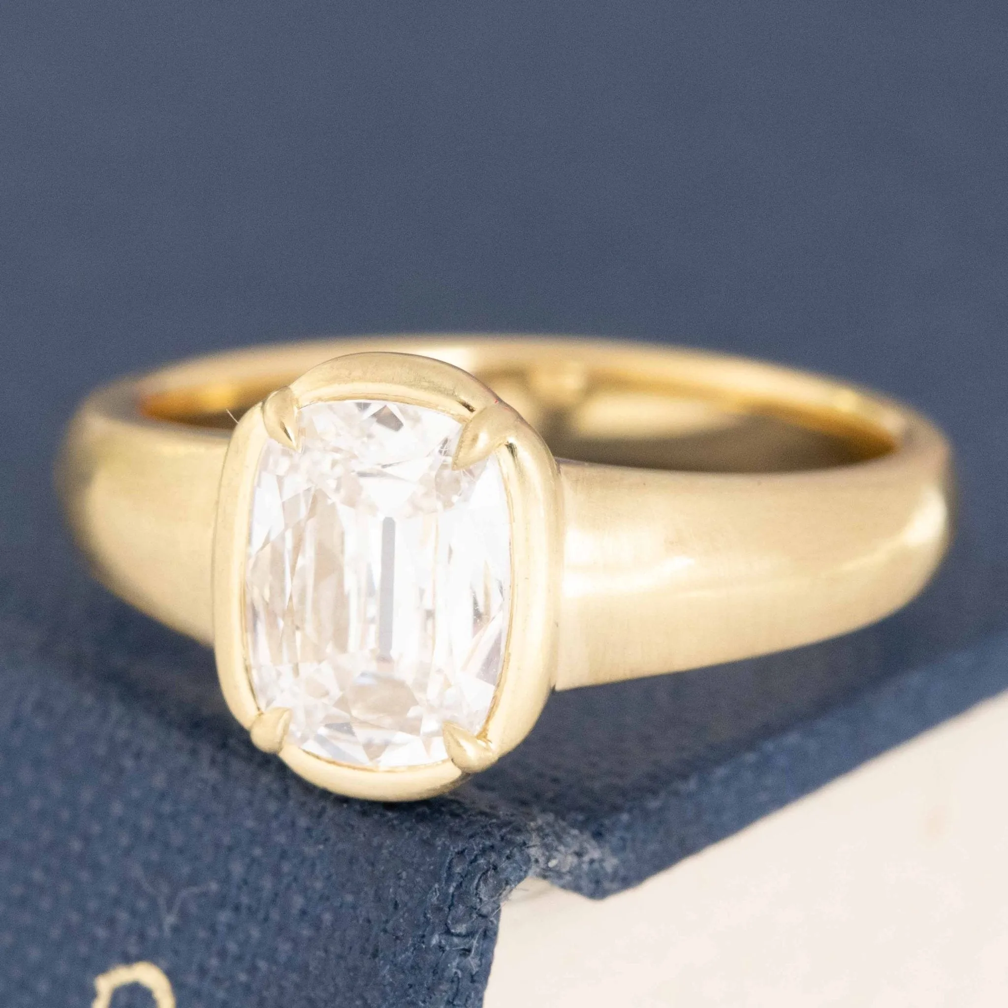 1.01ct Cushion Cut Diamond Robertson Solitaire