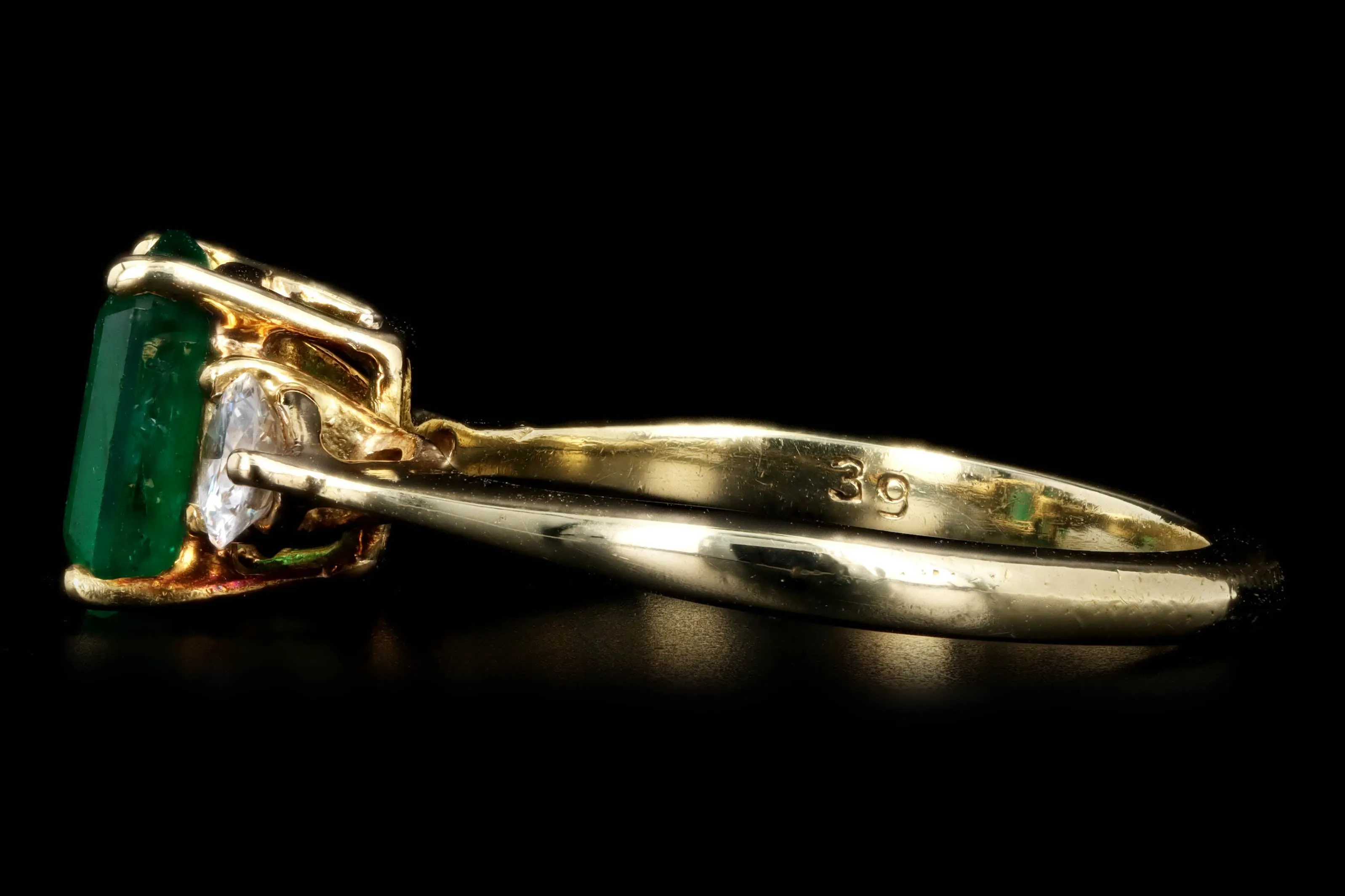 18K Yellow Gold 1.86 Carat Natural Emerald & Diamond Three Stone Ring