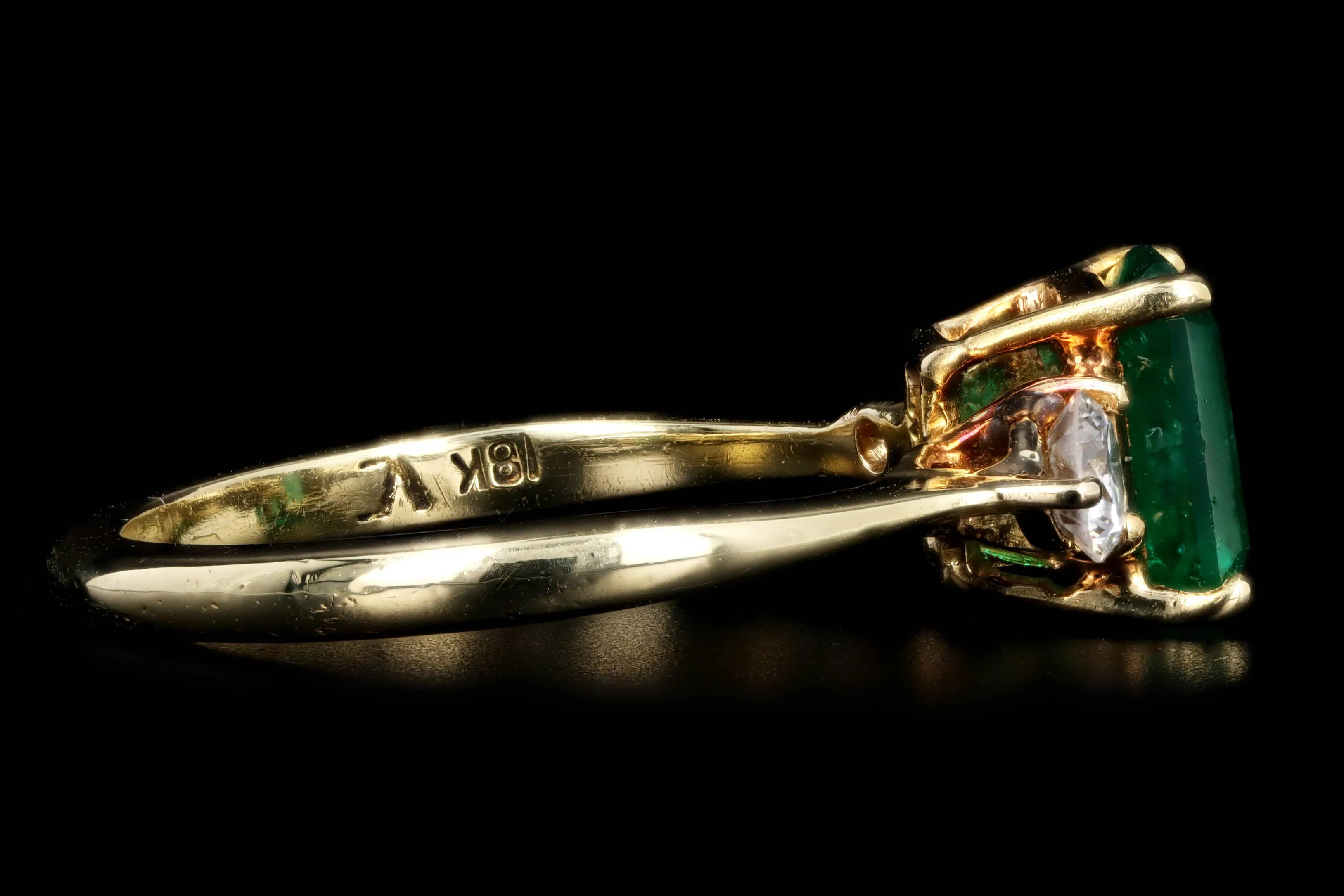 18K Yellow Gold 1.86 Carat Natural Emerald & Diamond Three Stone Ring