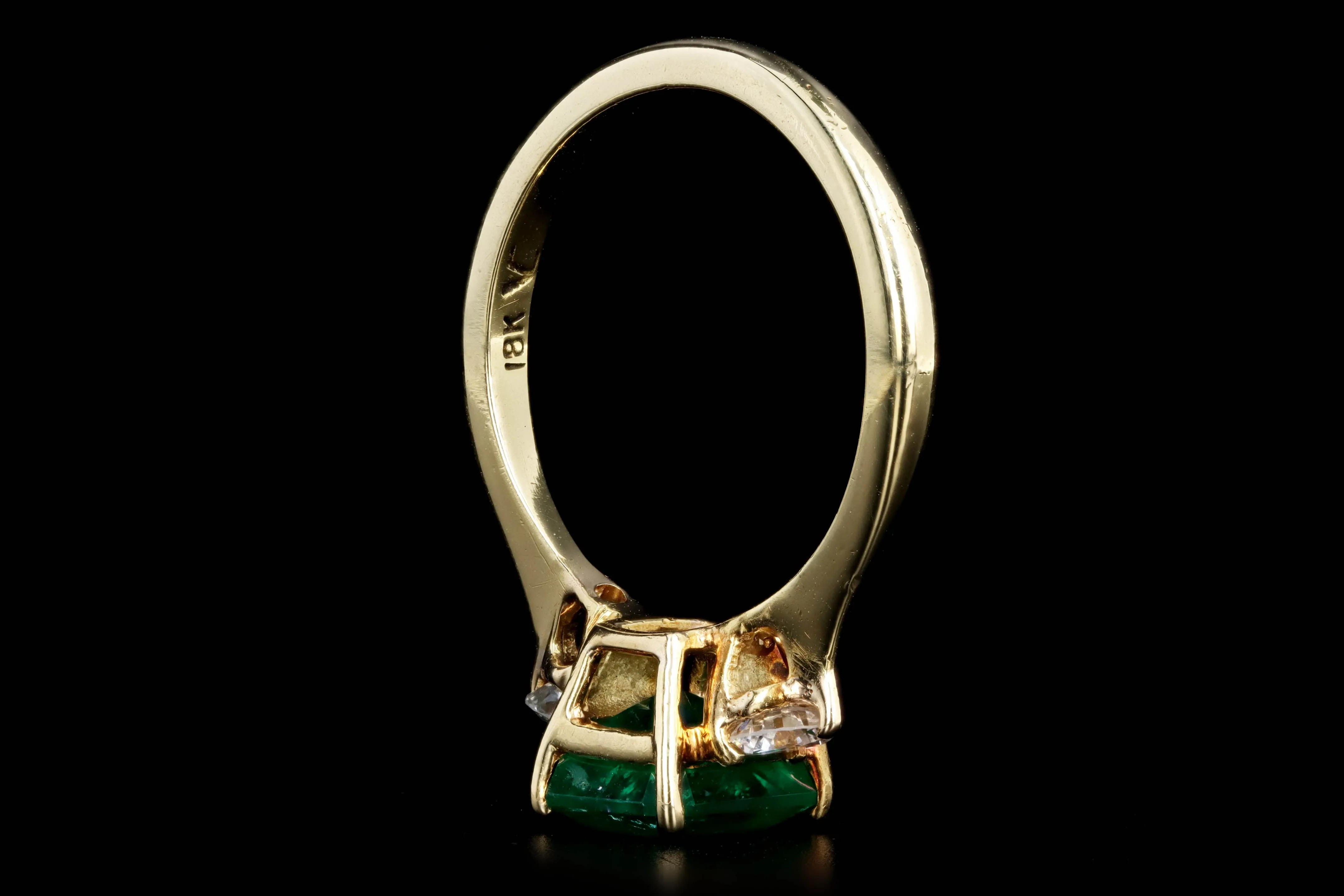 18K Yellow Gold 1.86 Carat Natural Emerald & Diamond Three Stone Ring