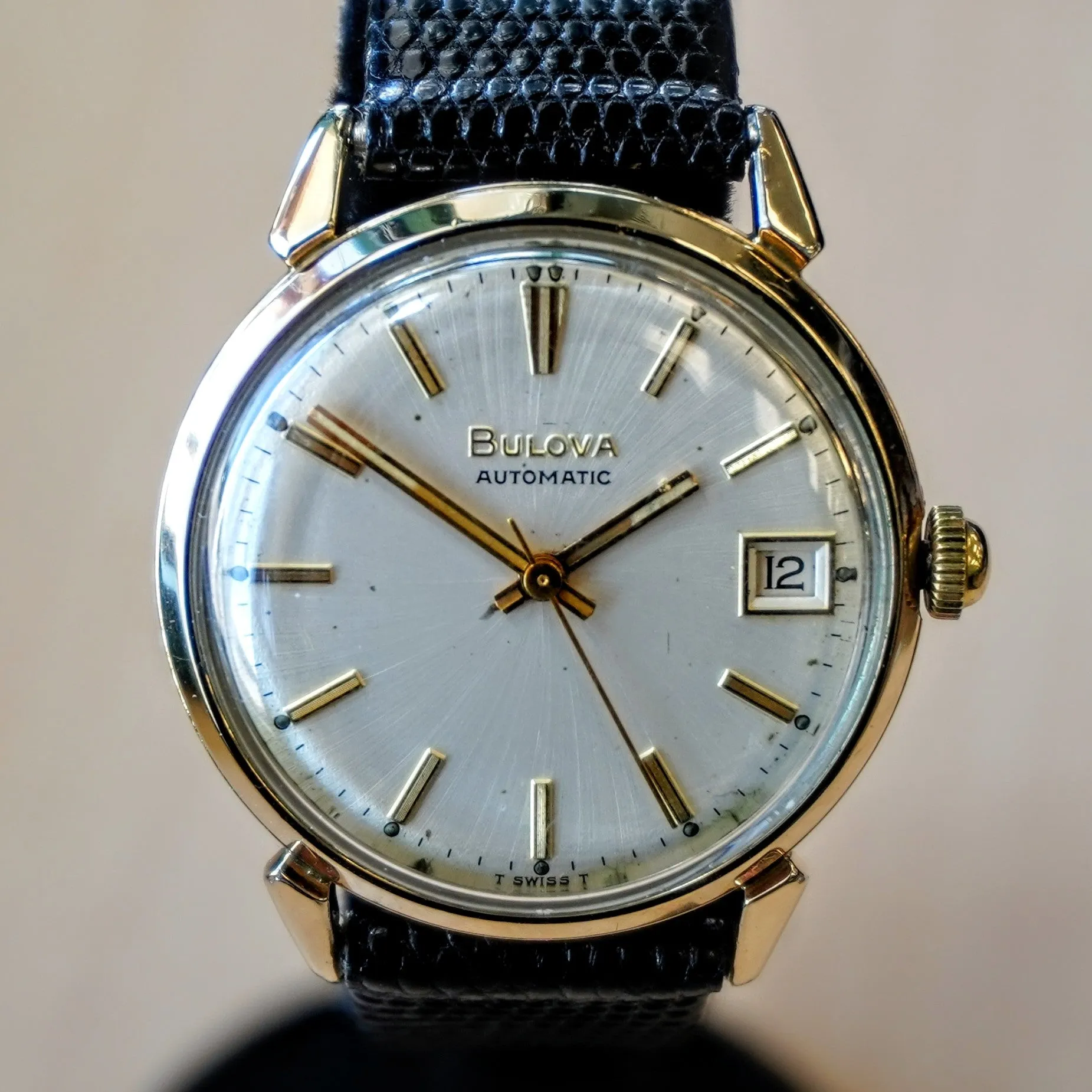 1971 BULOVA Automatic Wristwatch 17 Jewels Date Fancy Lugs Vintage Watch Swiss Made