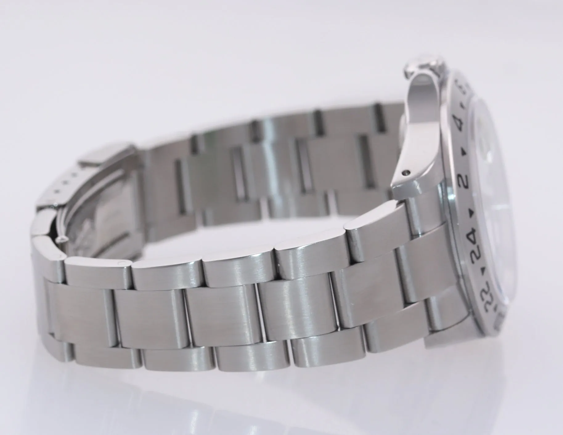 2001 UNPOLISHED Rolex Explorer 2 16570 Steel White Polar 40mm Watch Box