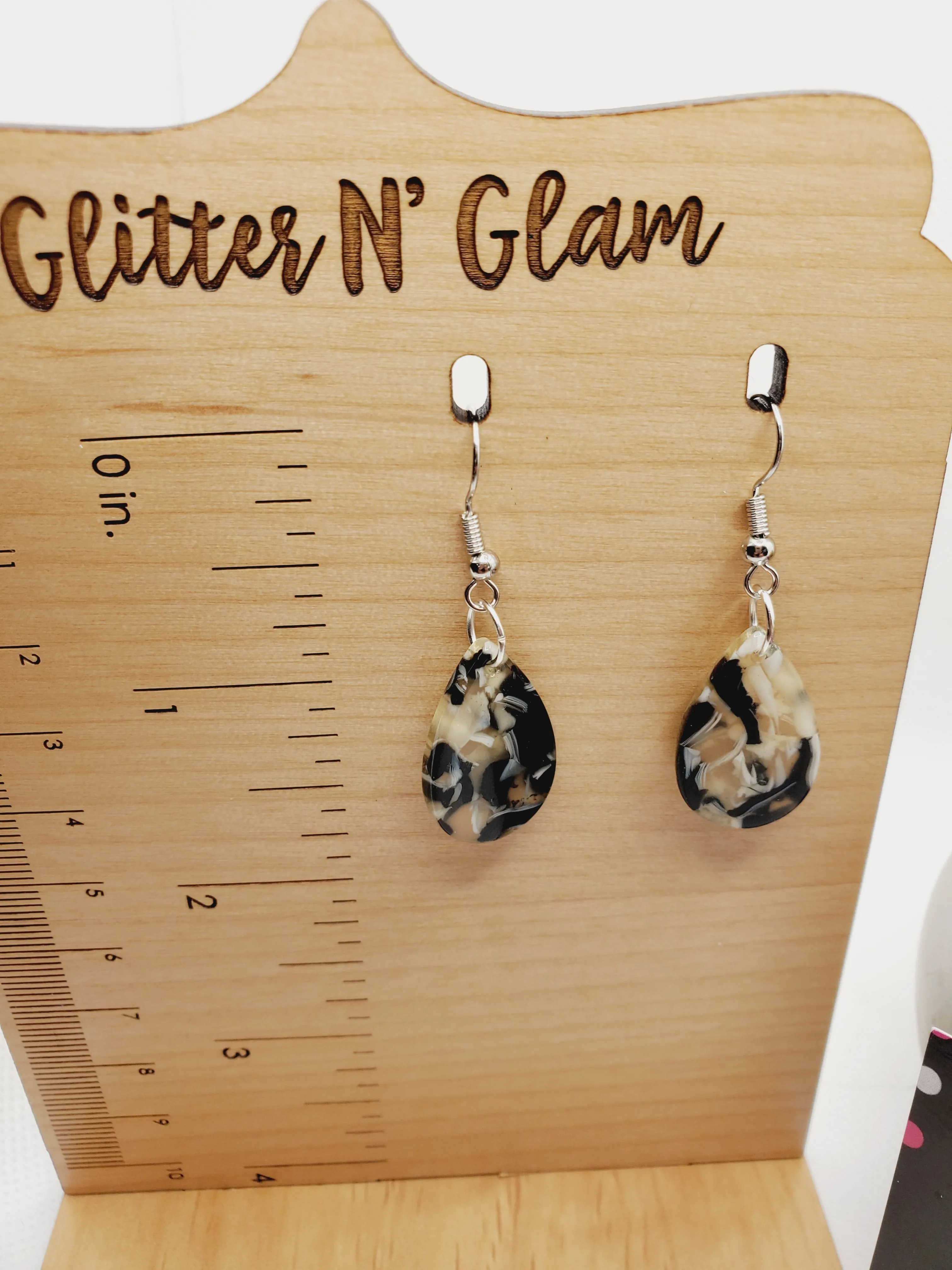 261 Black Marbled Teardrop Dangle Earrings