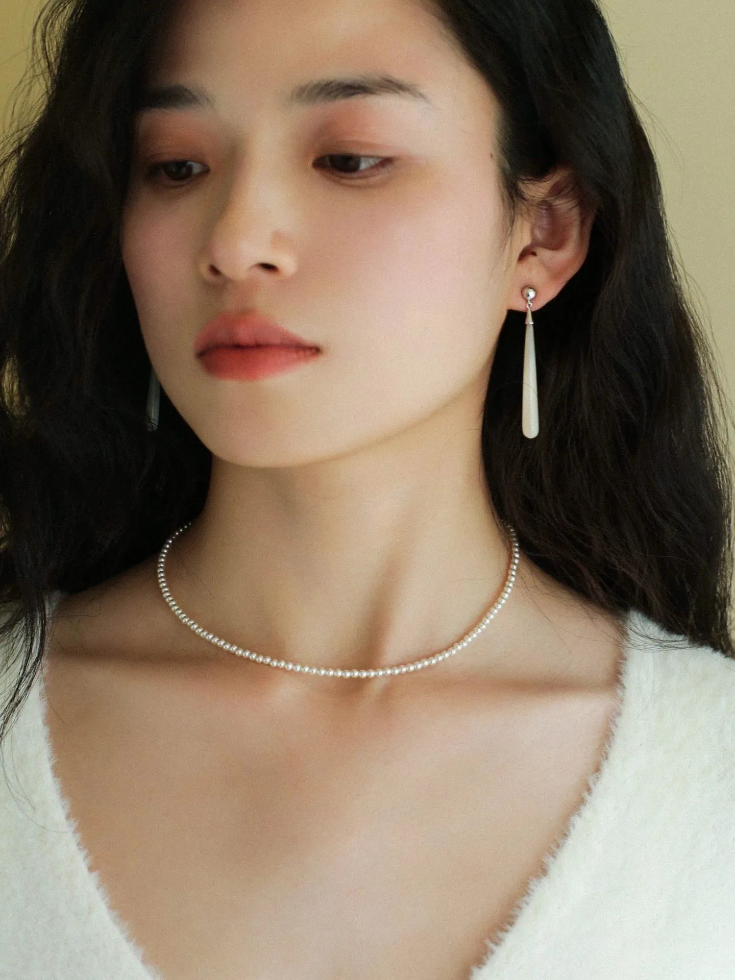 925 Silver Long Teardrop White Mother of Pearls Earrings