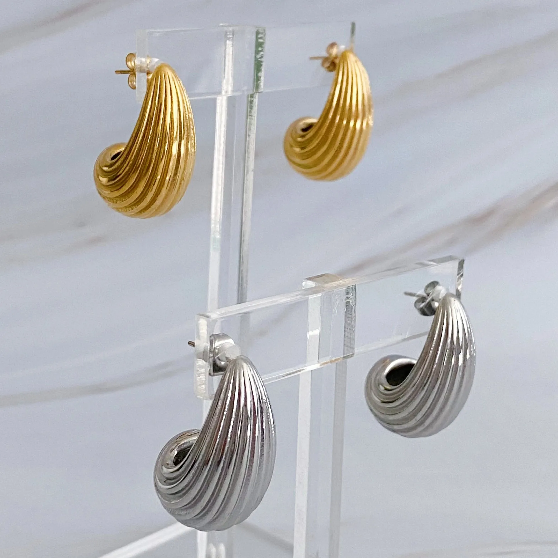 Cable Teardrop Earring