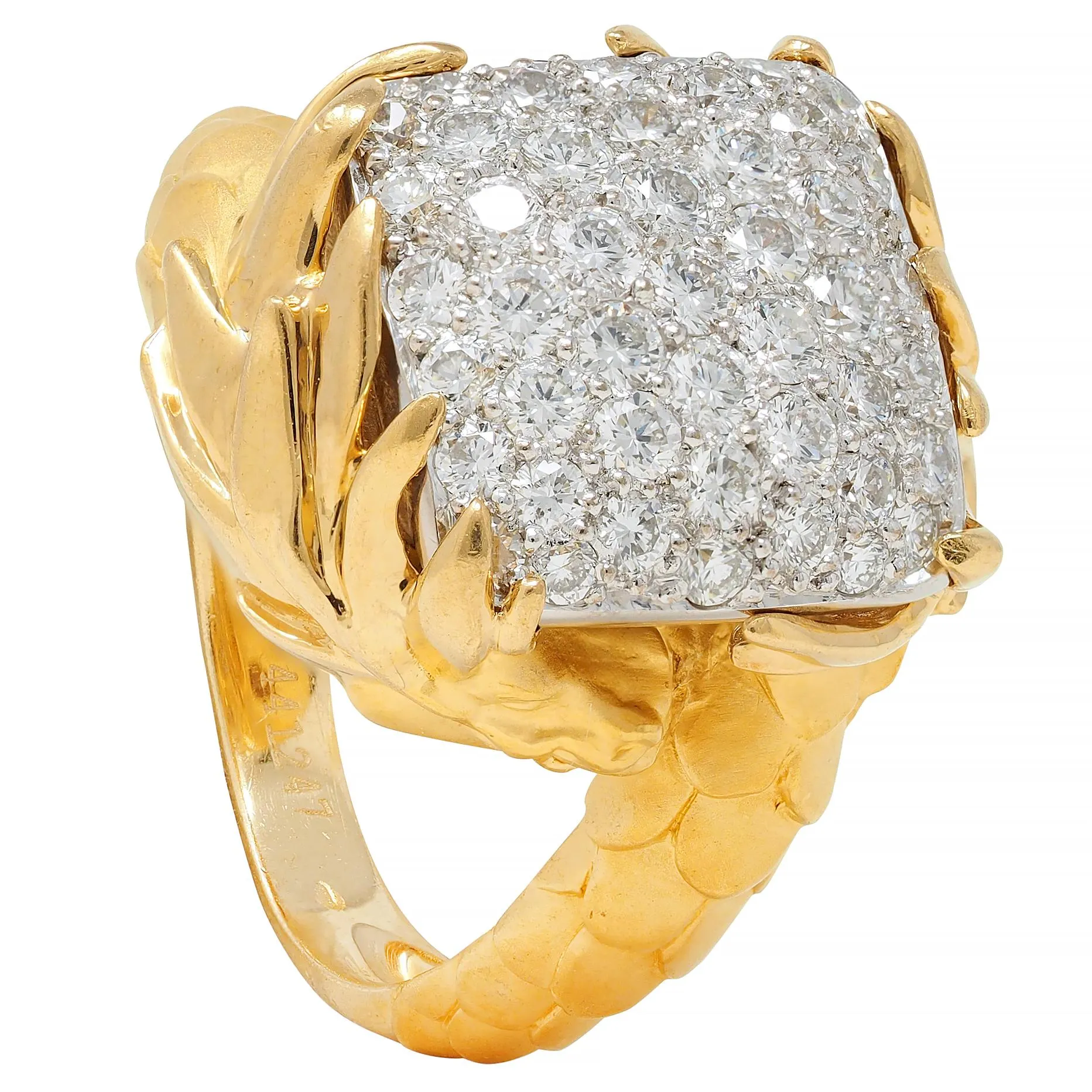 Carrera y Carrera 1.25 CTW Diamond 18 Karat Two-Tone Gold Contemporary Pavé Bypass Dragon Ring