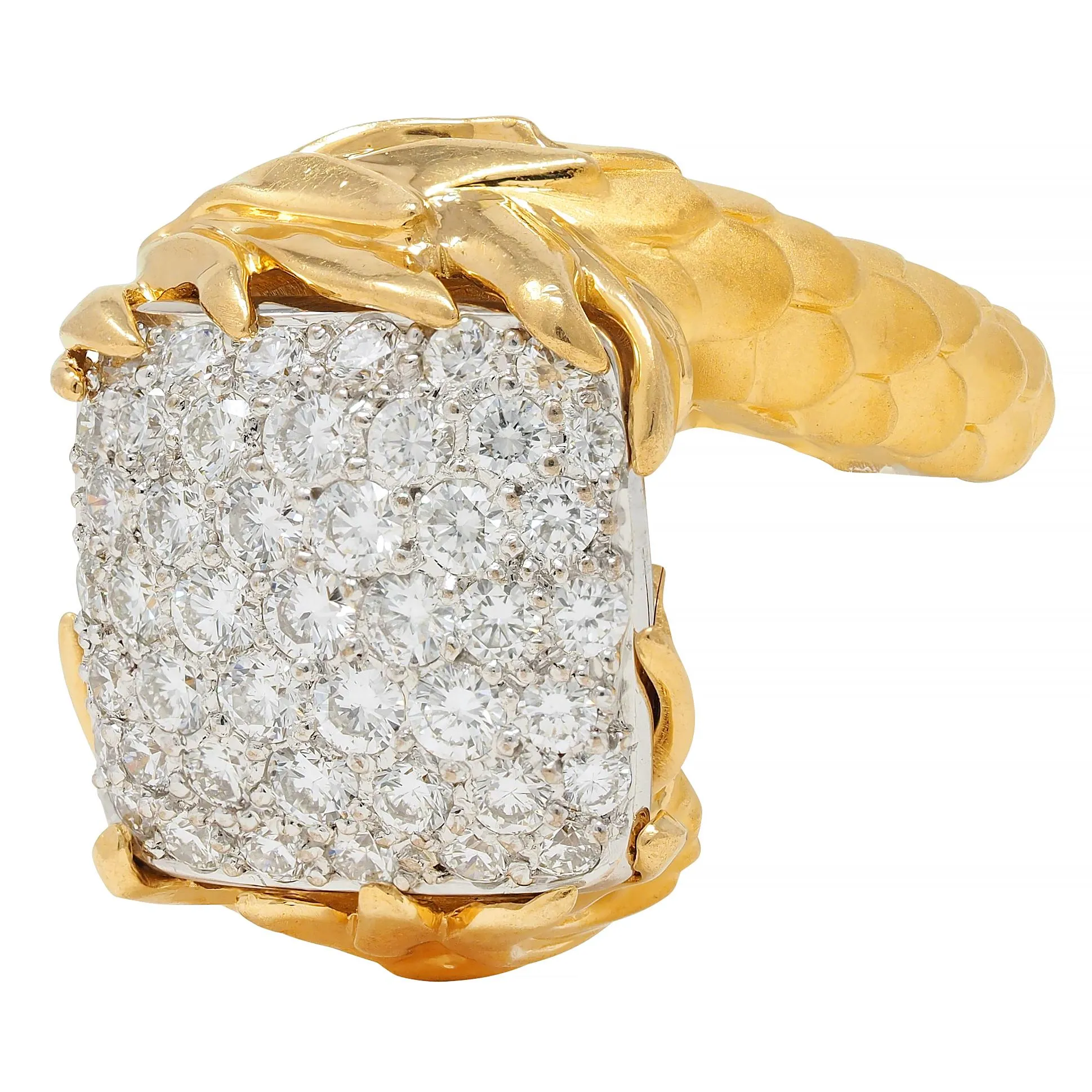 Carrera y Carrera 1.25 CTW Diamond 18 Karat Two-Tone Gold Contemporary Pavé Bypass Dragon Ring