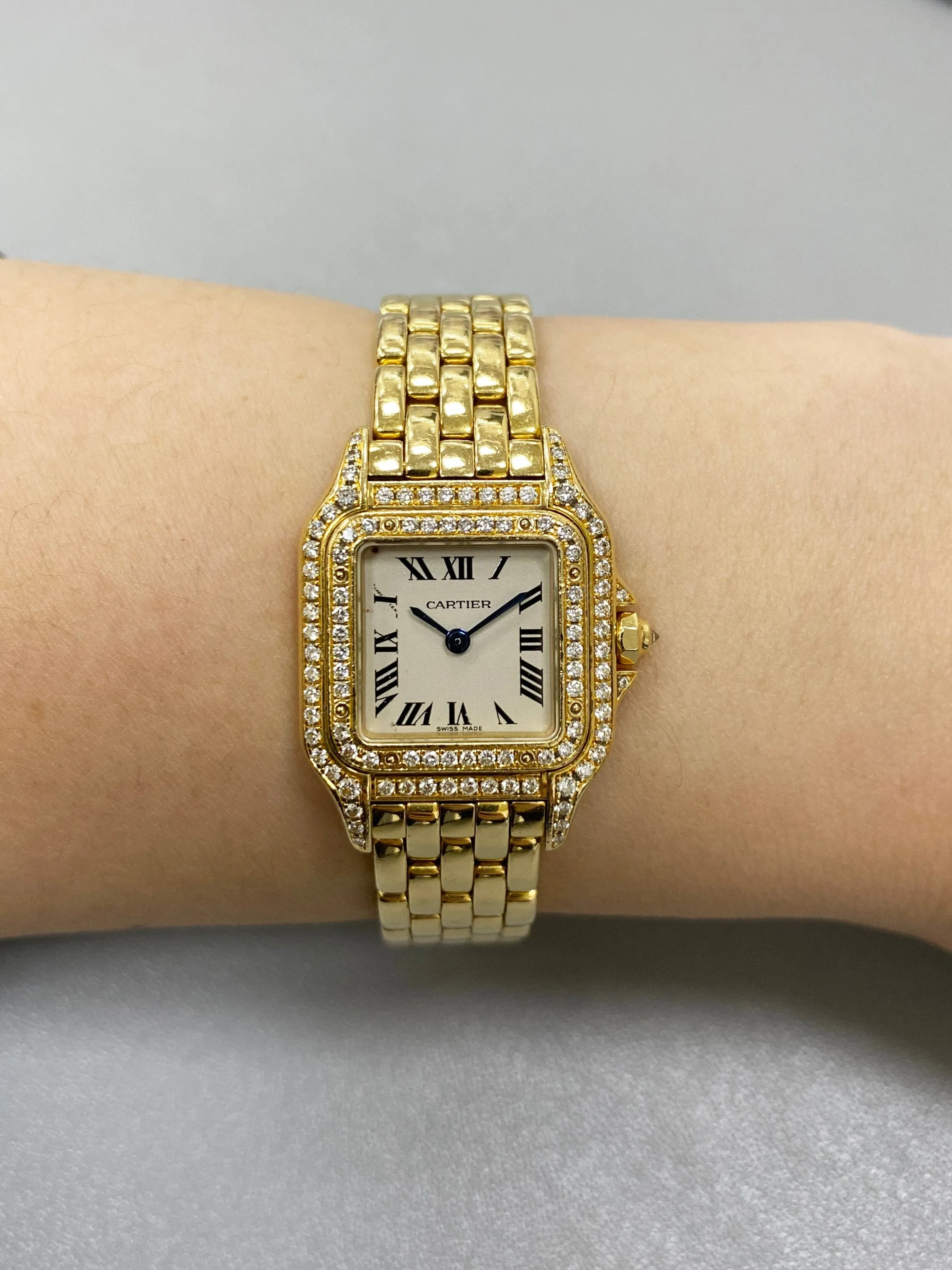 Cartier Panthere WF3072B9 Diamond 18K Yellow Gold Ladies Watch
