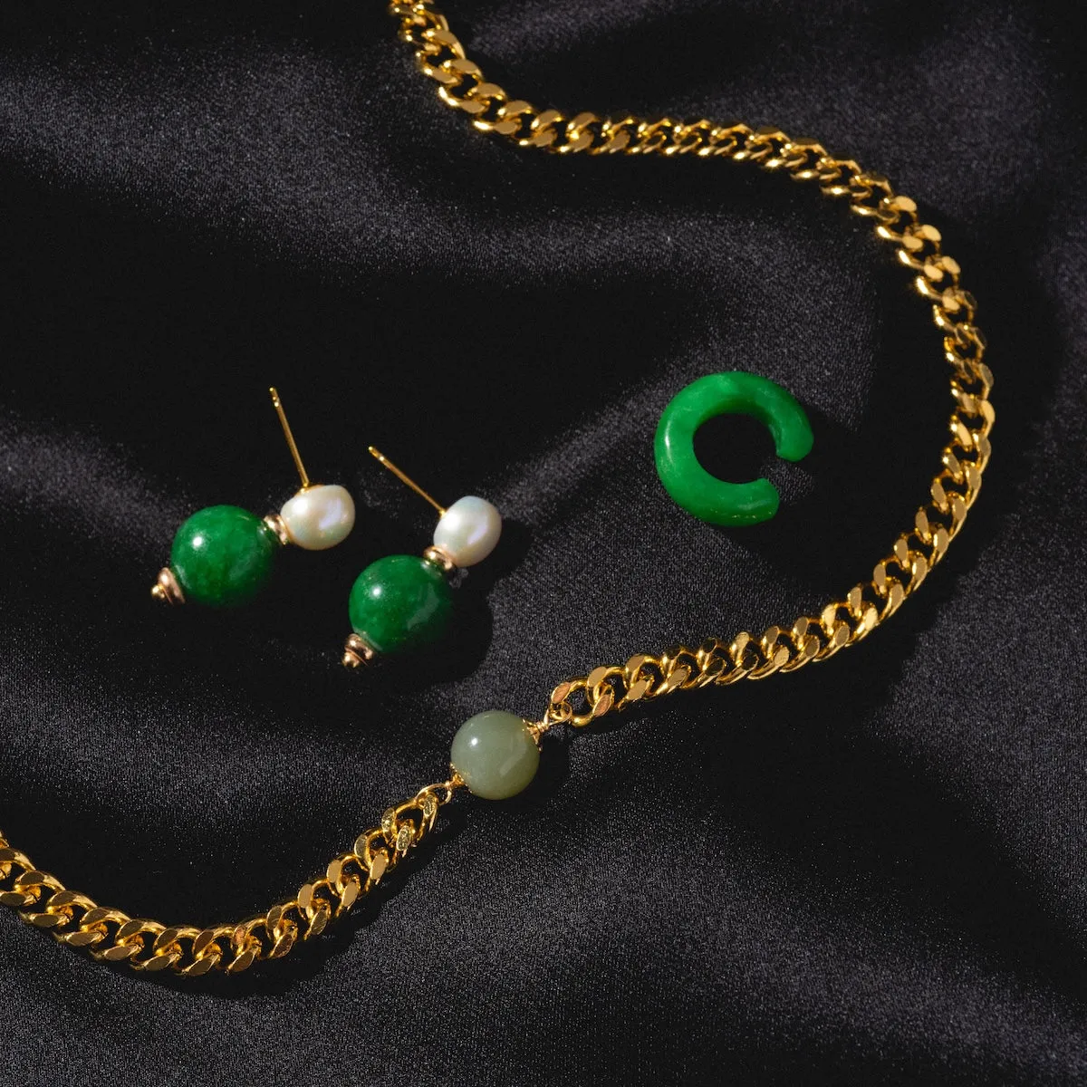 Charlotte Necklace