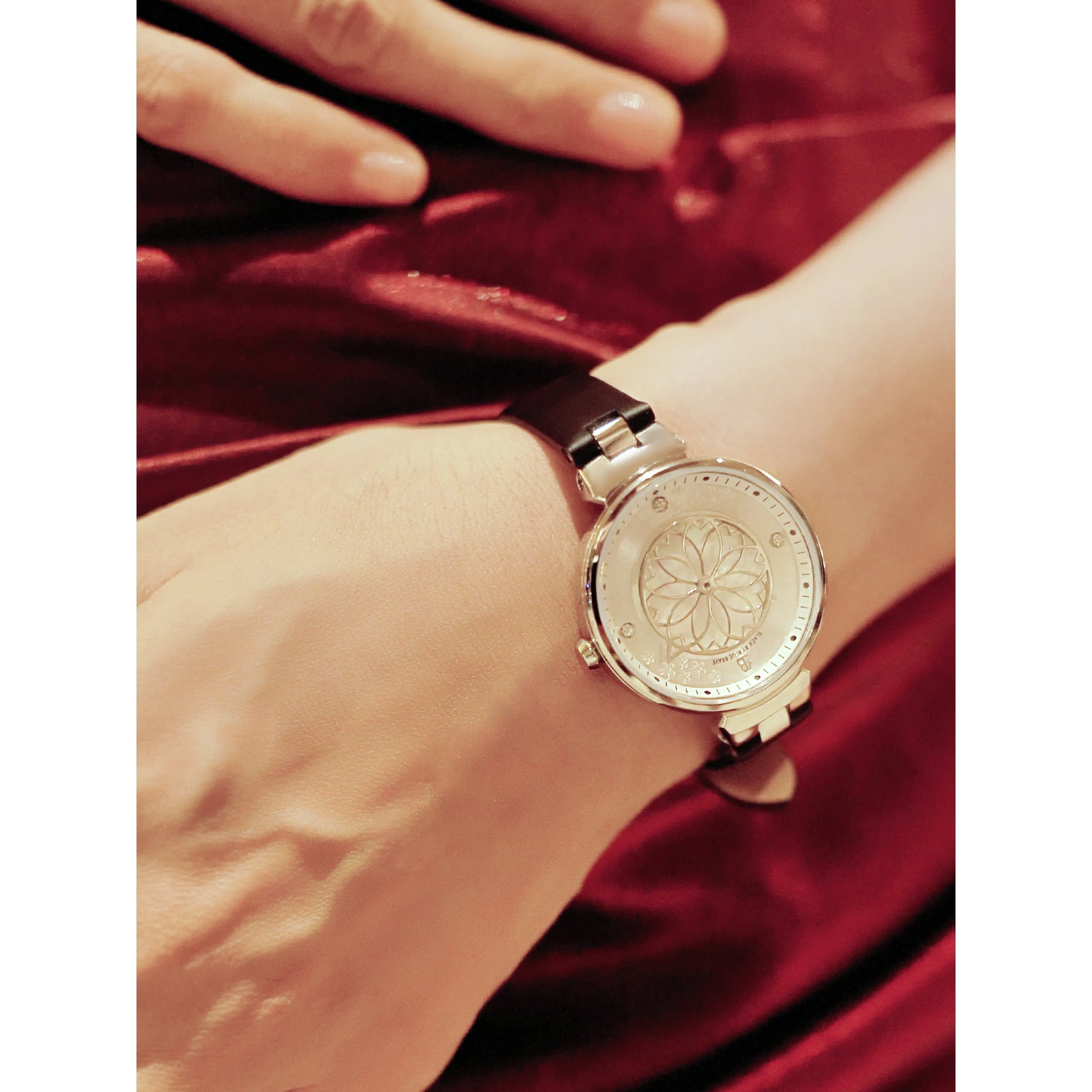 Cherry Blossom Bracelet Watch (32MM)