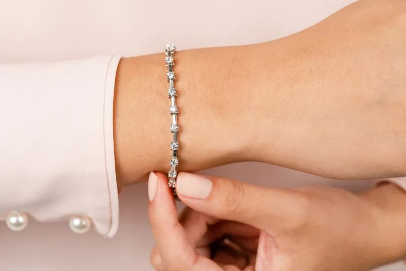 Classic Solid Rectangle Link Diamond Bracelet with 4.94 ct.(finished) 4.1mm