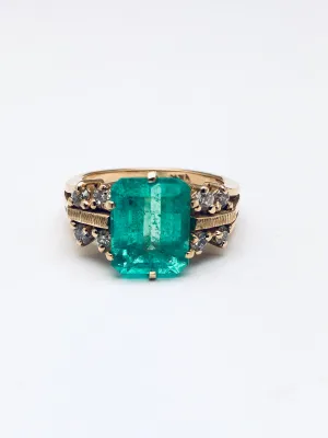 Columbian Emerald Diamond Ring 14K
