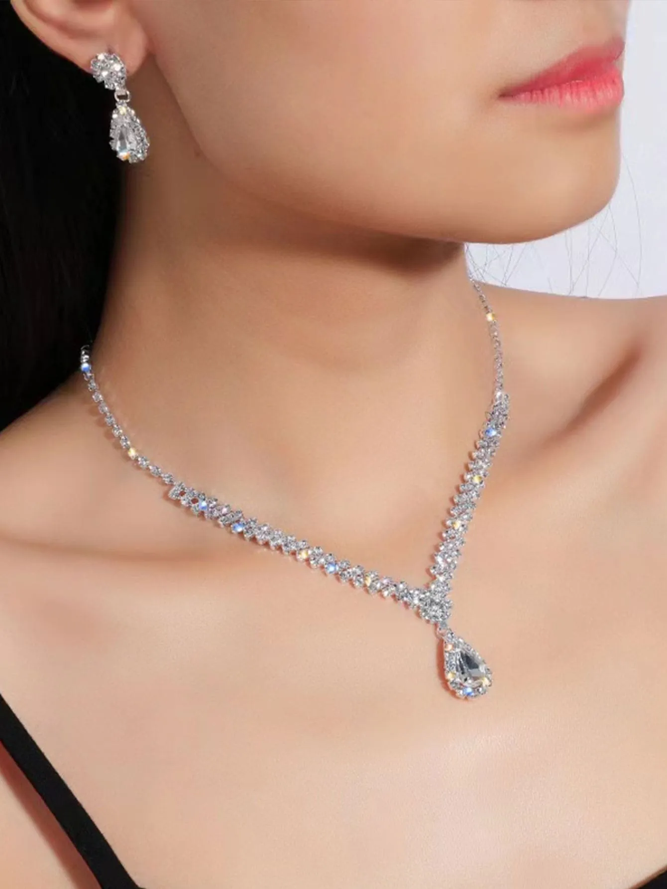 Cubic Zirconia Water-drop Pendant Necklace And Earrings Set
