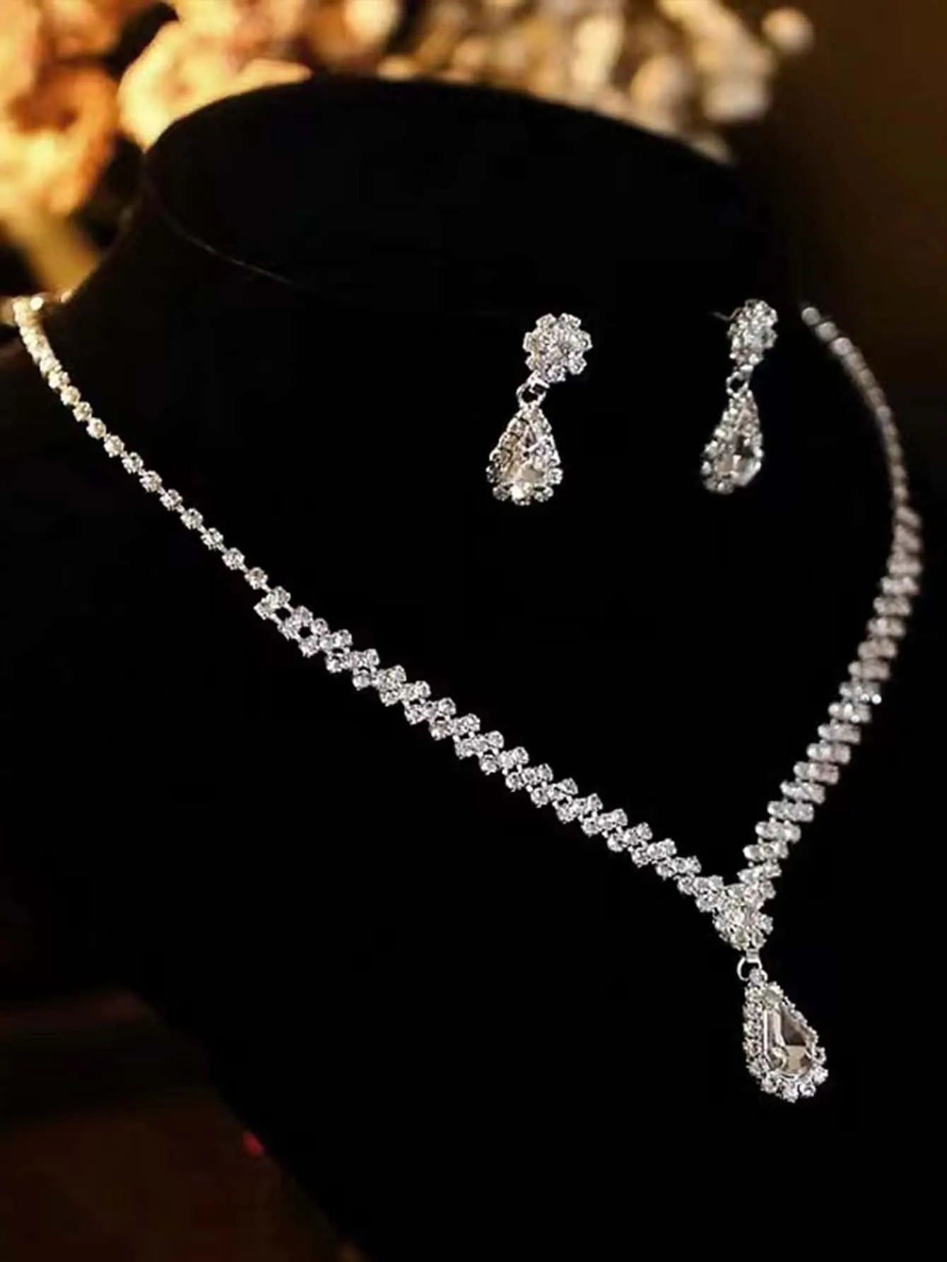 Cubic Zirconia Water-drop Pendant Necklace And Earrings Set