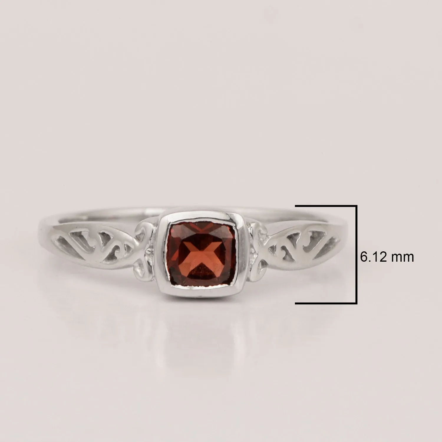 Cushion 0.65 Ctw Garnet Gemstone 925 Sterling Silver Women Cluster Ring