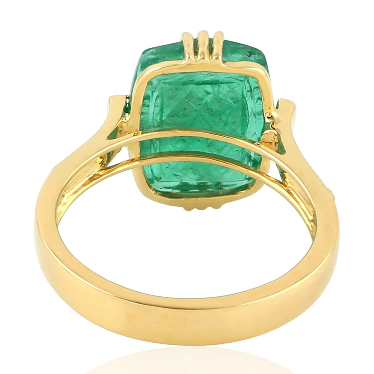 Cushion Cut Carved Emerald Prong Diamond Ring In Yellow Gold For Gifts
