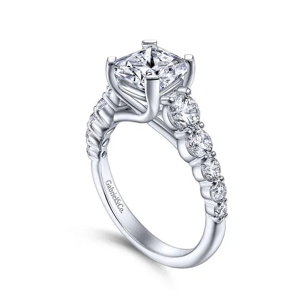 Cushion Cut Straight Style Engagement Ring Mounting