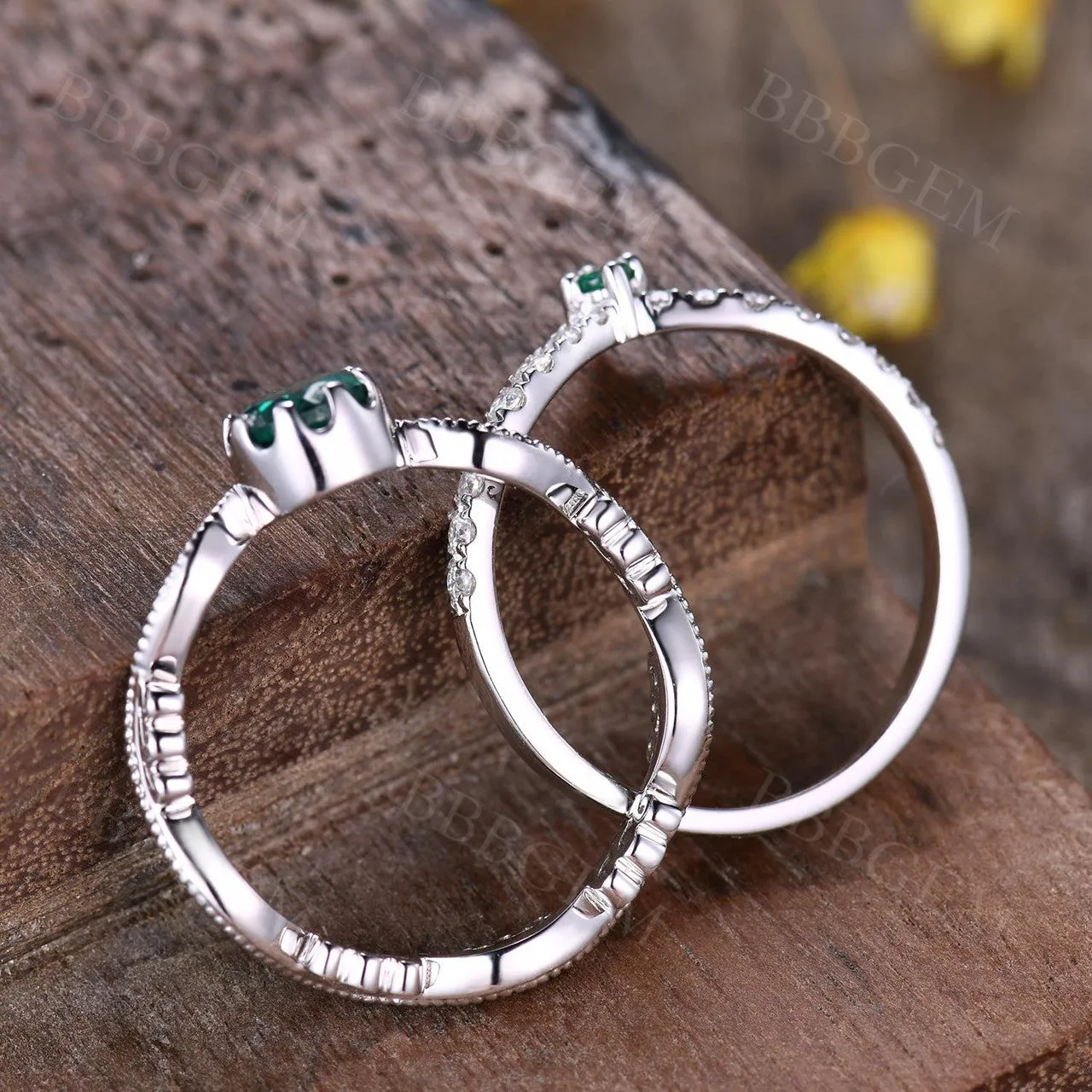 Dainty 5mm Round Cut Emerald Engagement Ring Curved Moissanite/CZ Emerald Matching Band In White Gold
