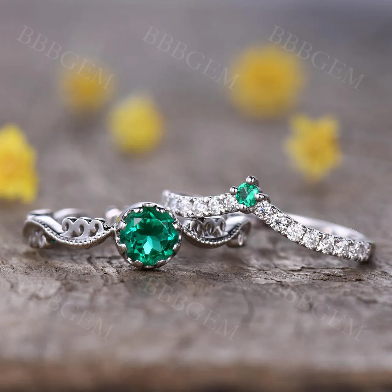 Dainty 5mm Round Cut Emerald Engagement Ring Curved Moissanite/CZ Emerald Matching Band In White Gold