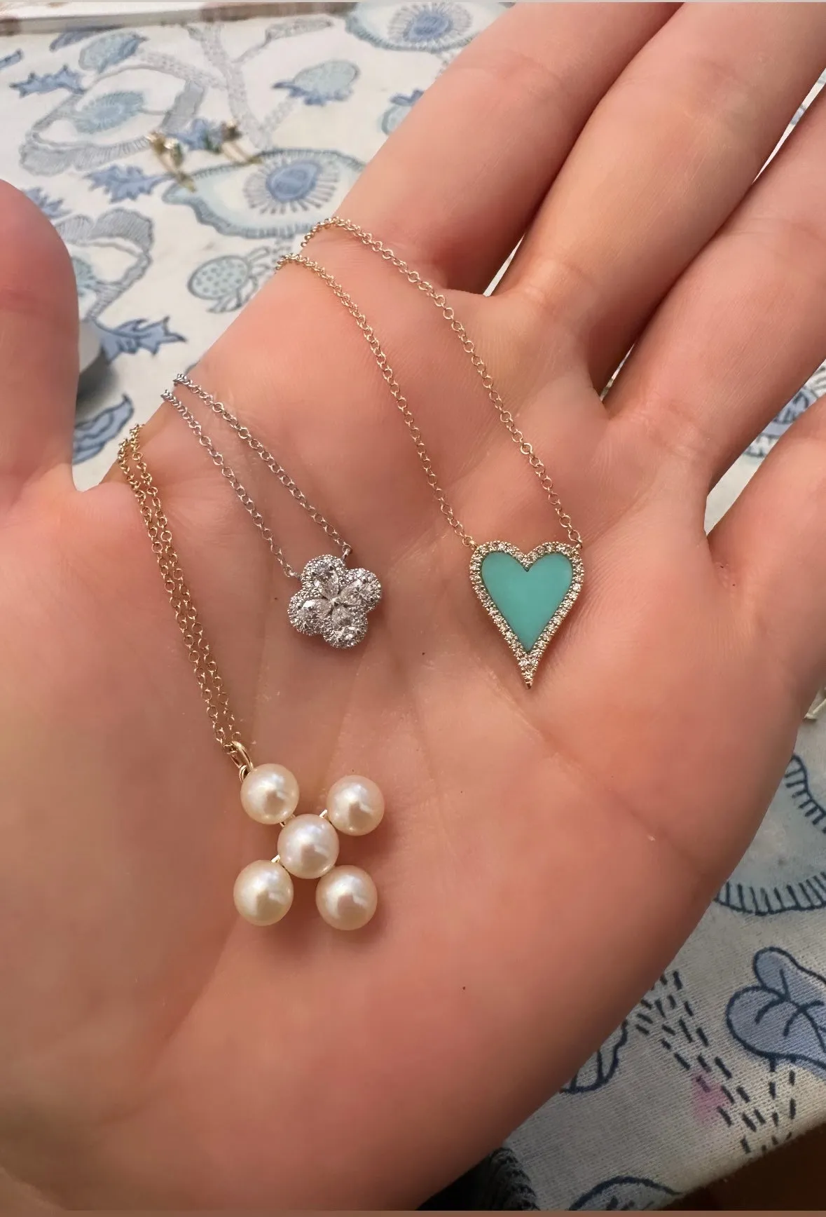 DIAMOND CLOVER NECKLACE
