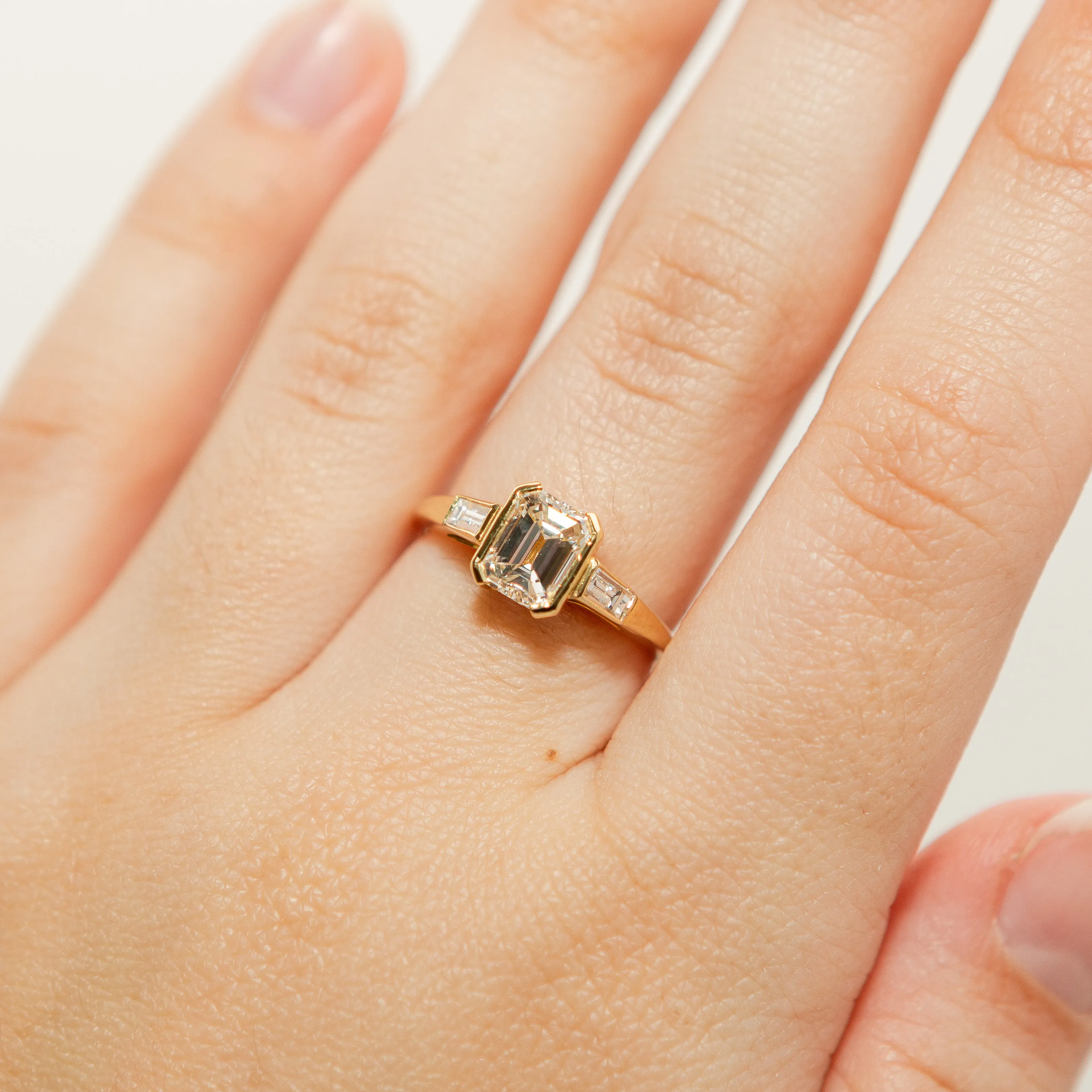 Emerald Cut Diamond Trilogy Ring in 18k Yellow Gold