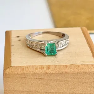 Estate 14KT White Gold .62 CT Princess-Cut Emerald   Diamond Ring