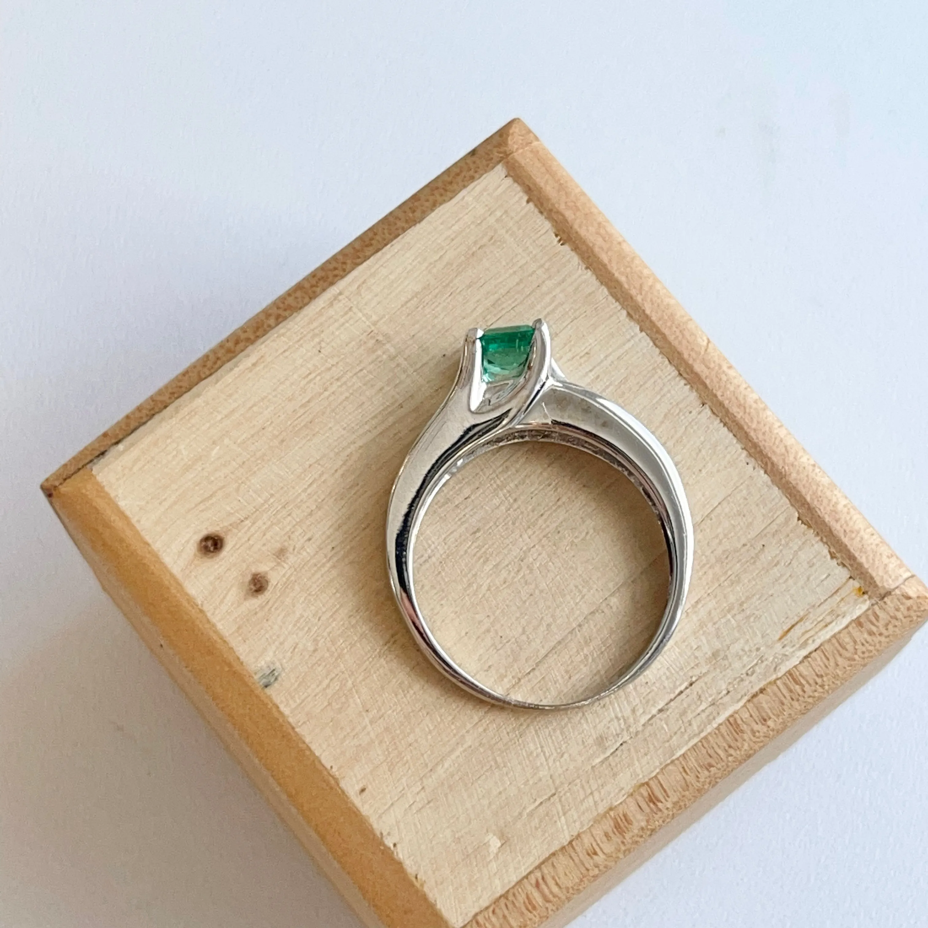 Estate 14KT White Gold .62 CT Princess-Cut Emerald   Diamond Ring