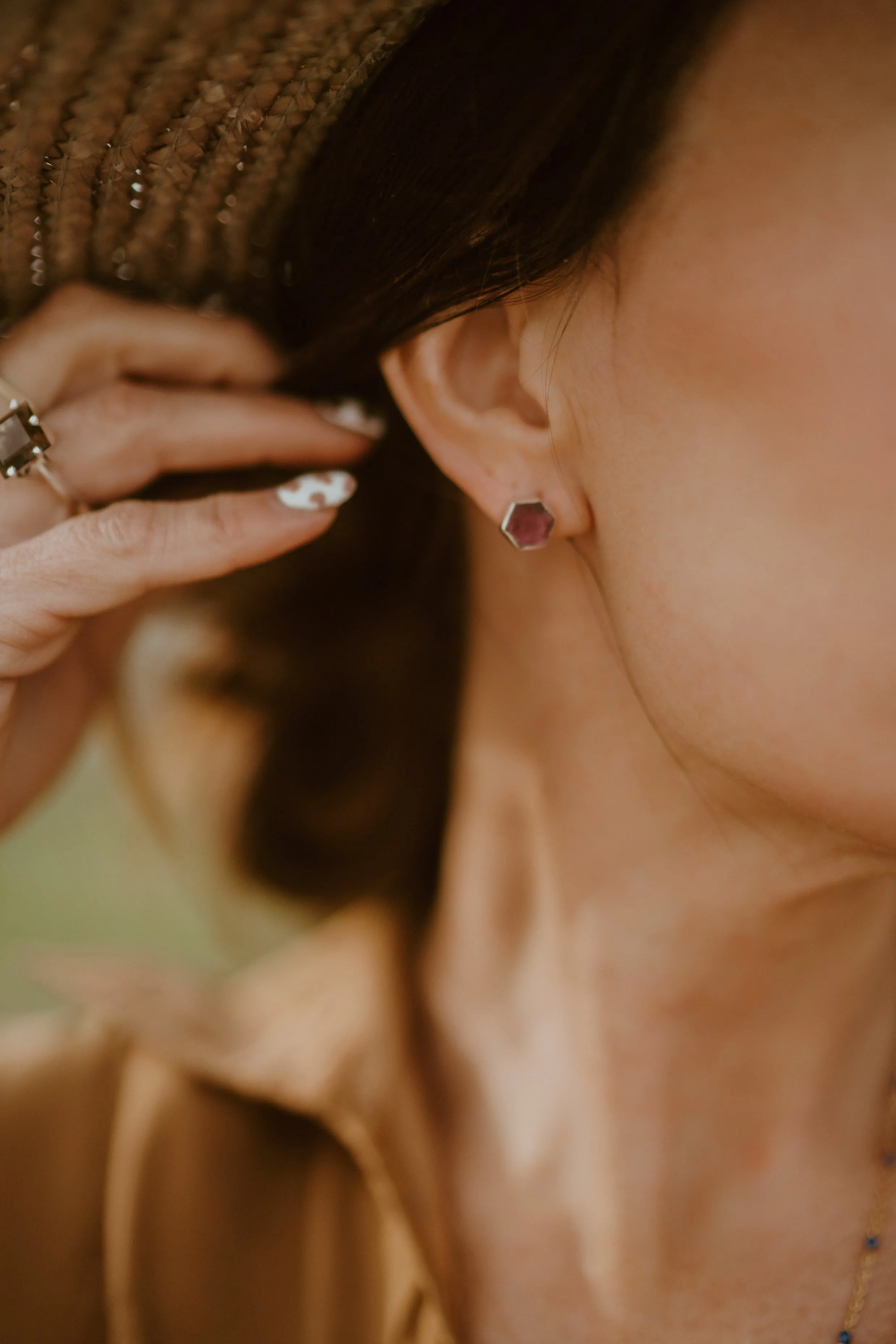 Eve Studs