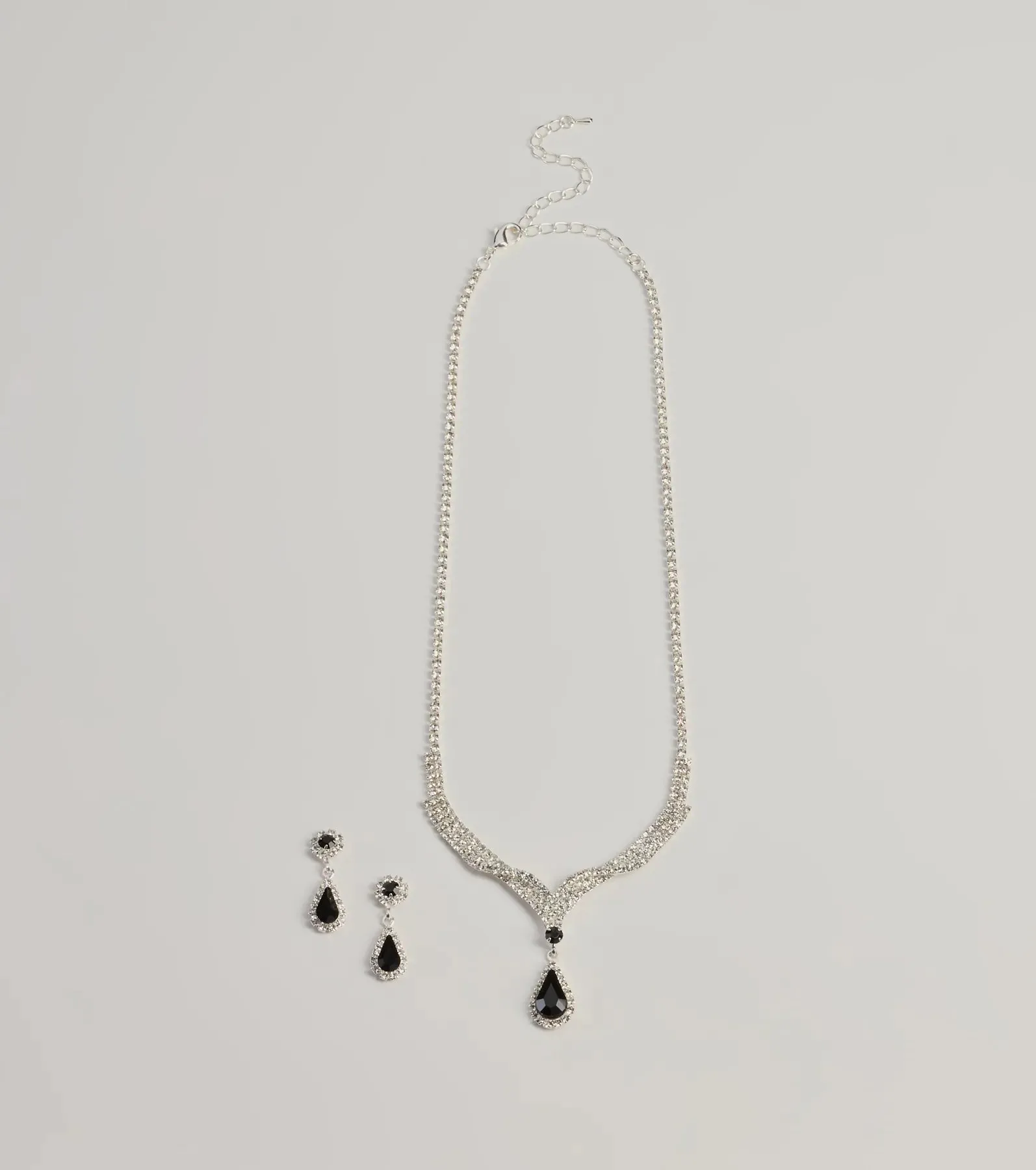 Exude Luxe Necklace And Earrings Set