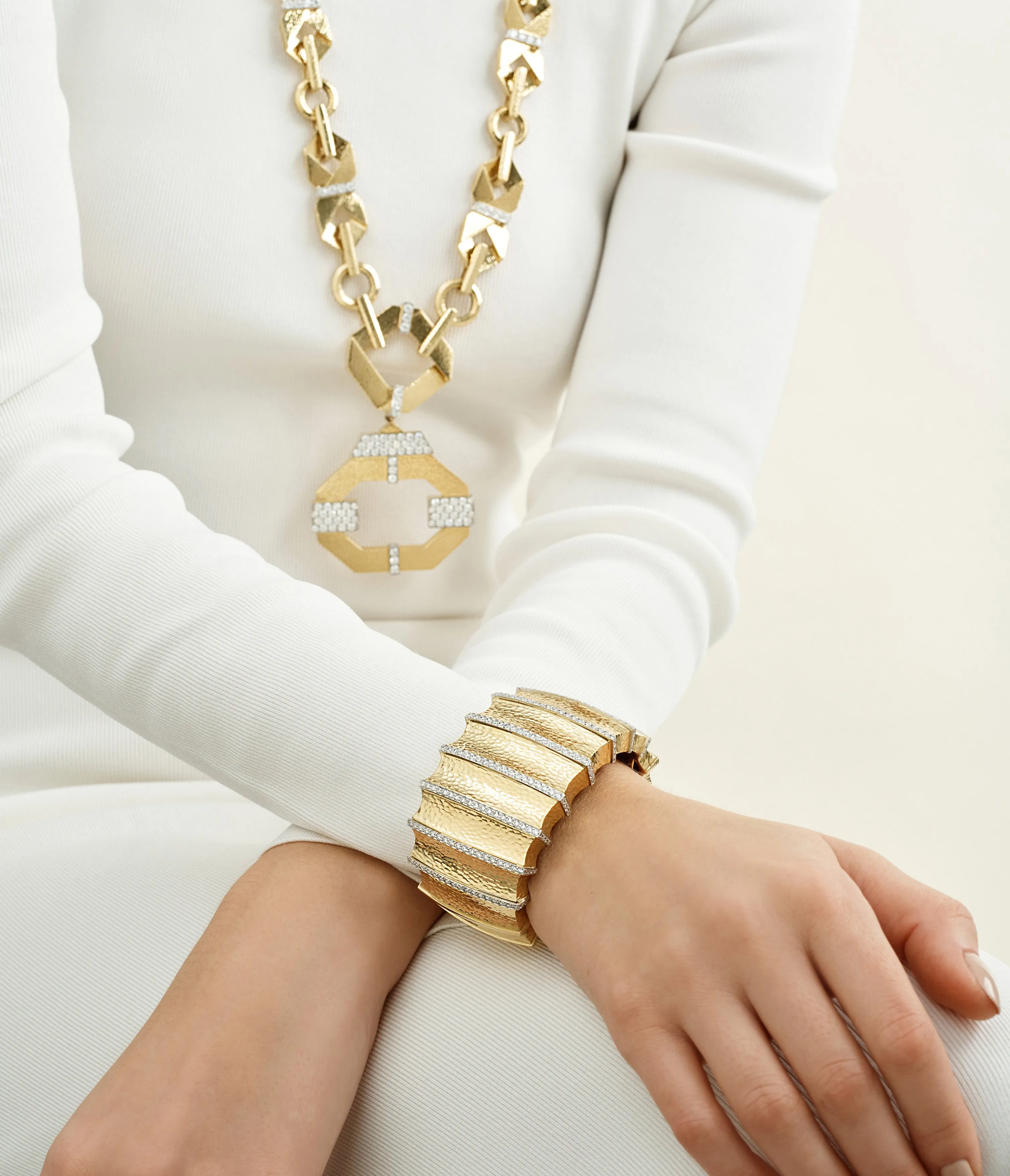 Furrow Cuff with Diamonds