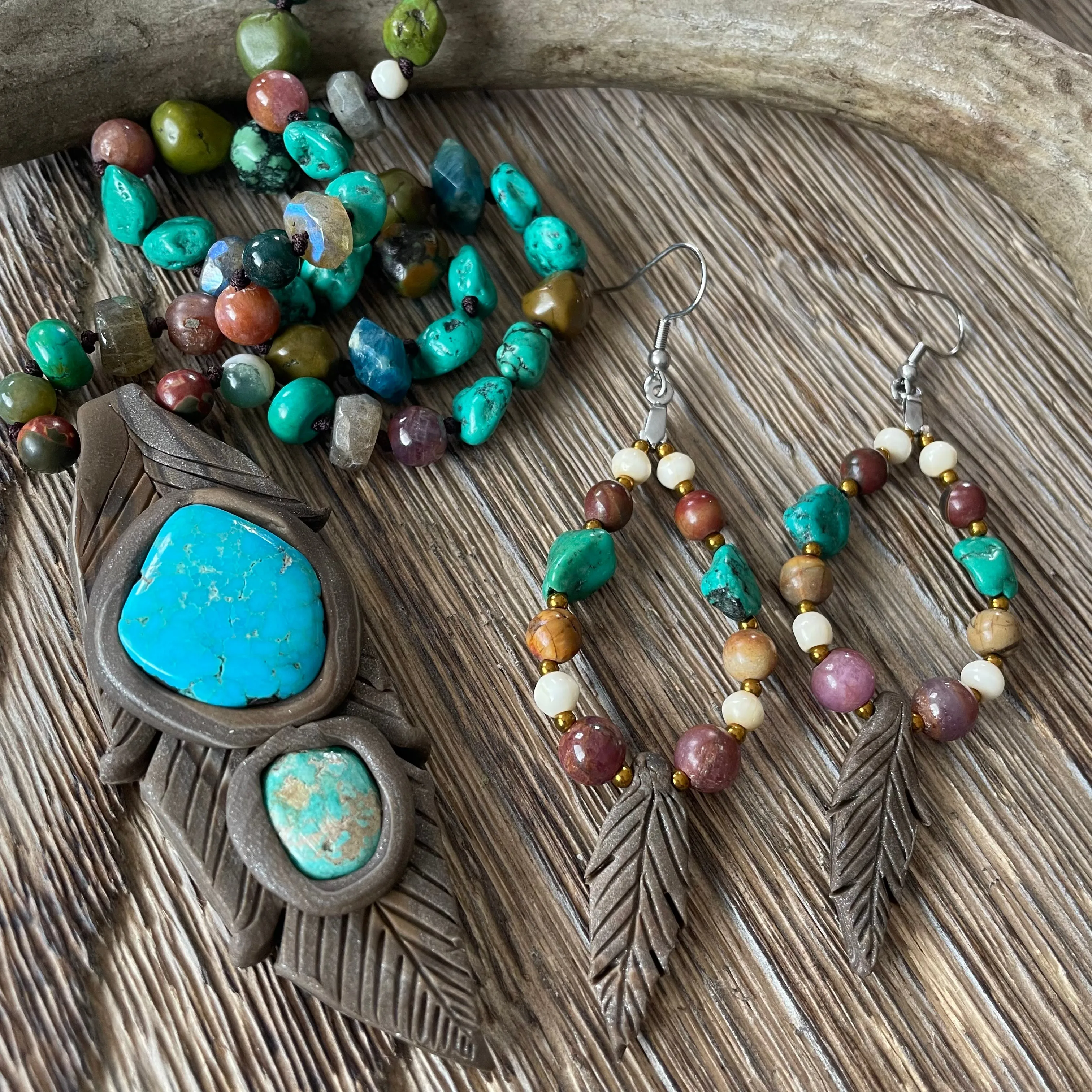 I am Wild & Free! Necklace and earring set~