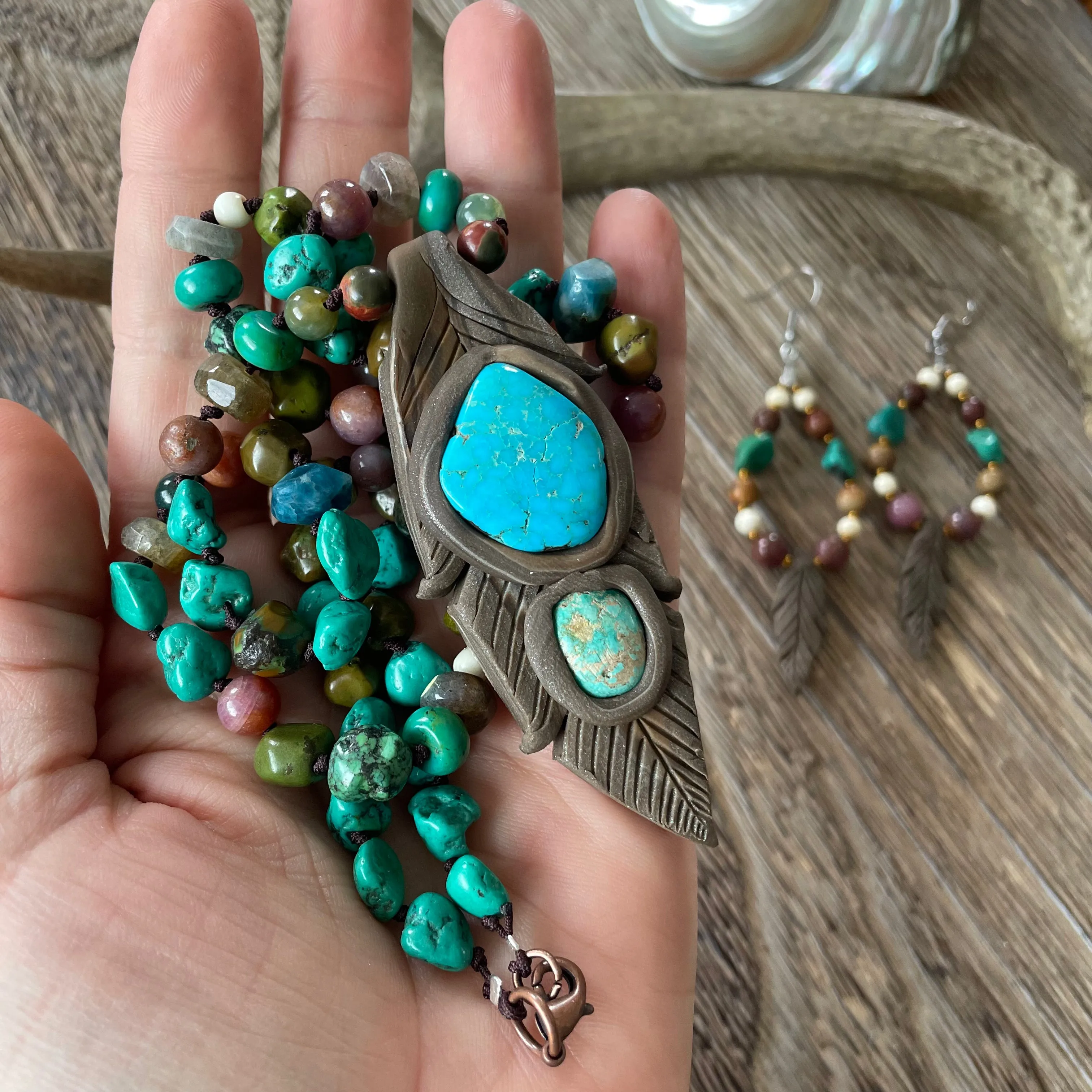 I am Wild & Free! Necklace and earring set~