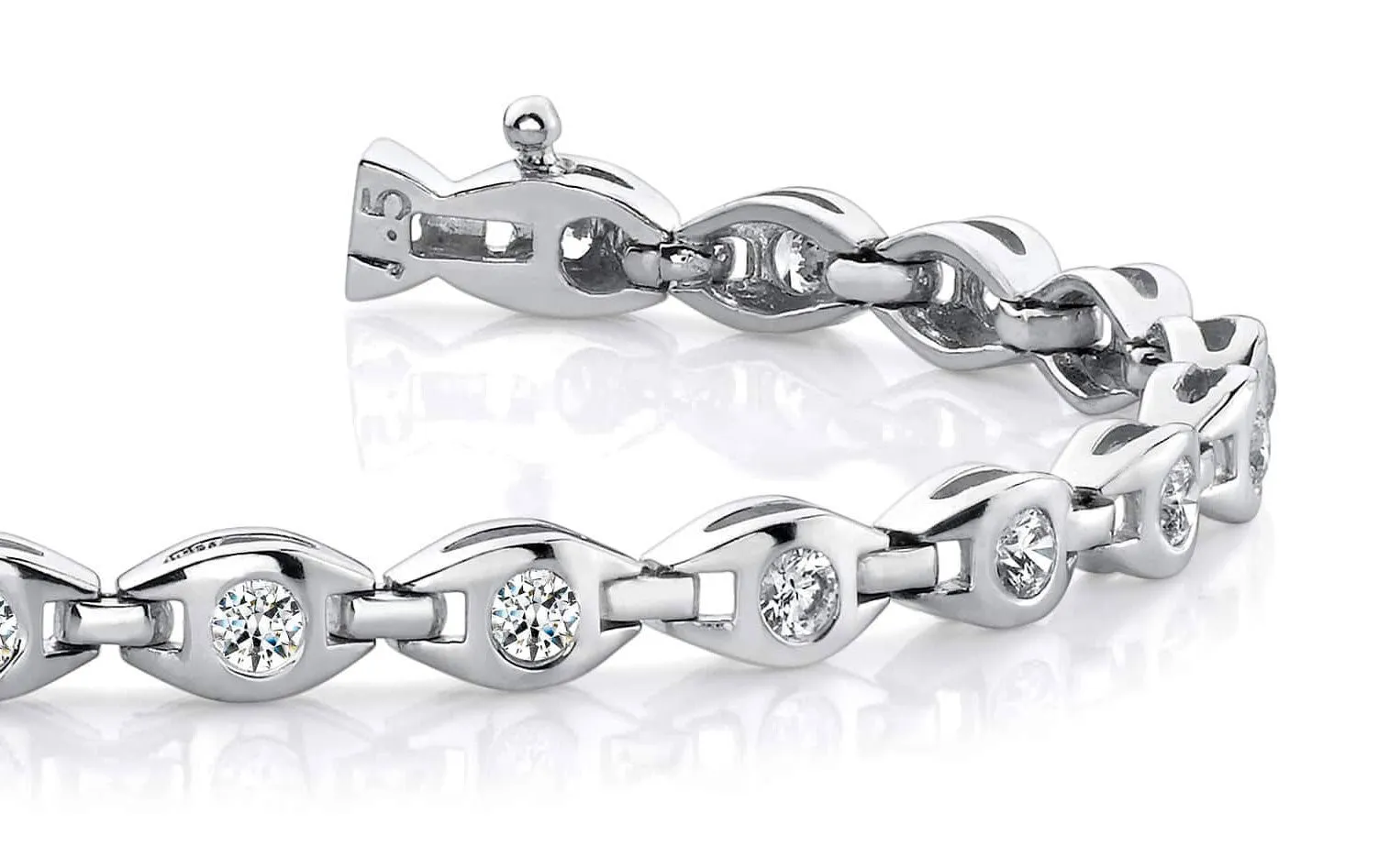 Linked Eye Lab-Grown Diamond Bracelet with 1.54 ct.(finished) 2.7mm