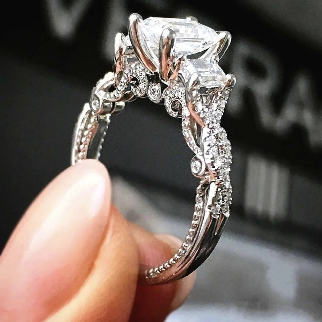 Luxury Modern Brilliant Diamond Square Three stone Diamond Ring Finger Brand Created Moissanite Wedding Rings for Women