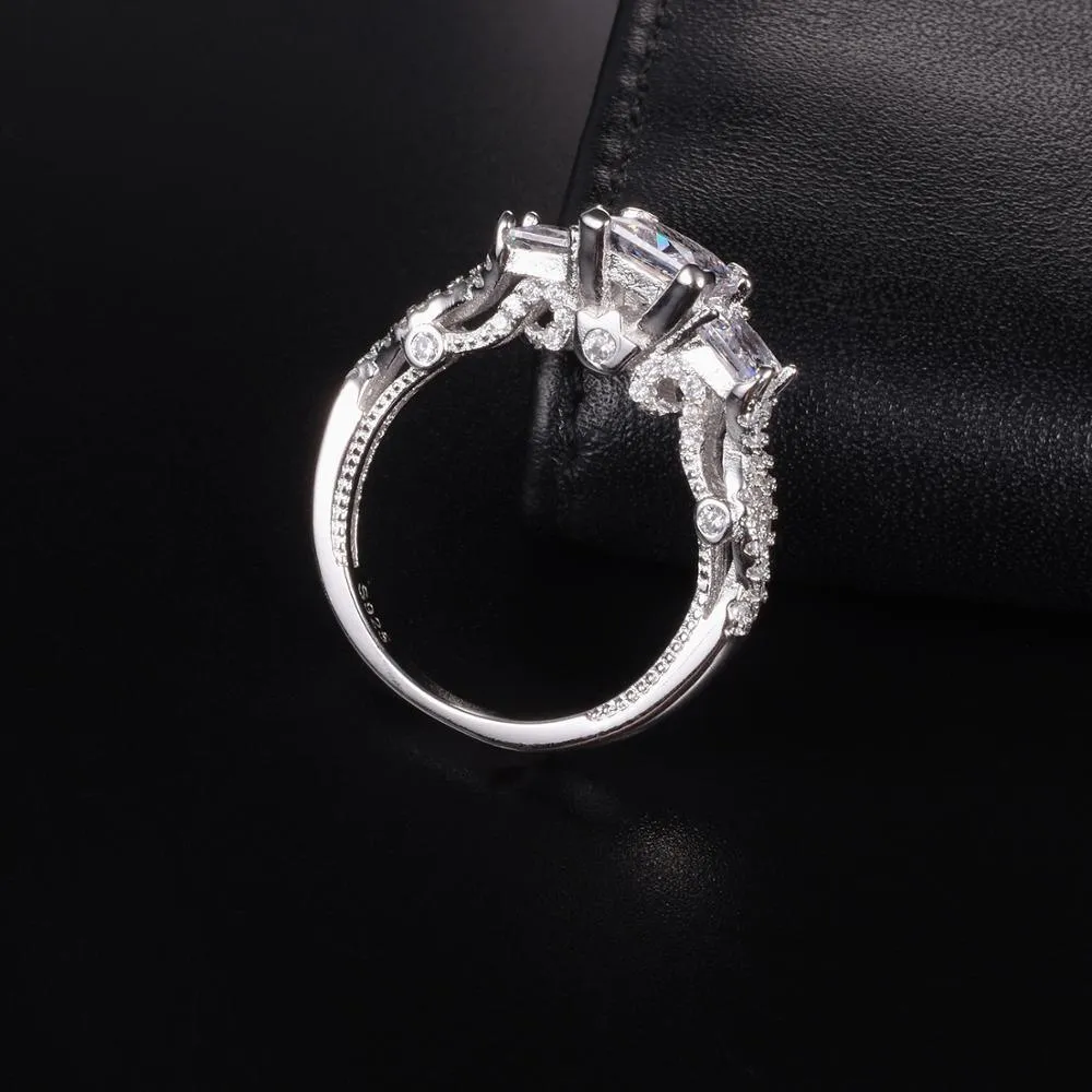 Luxury Modern Brilliant Diamond Square Three stone Diamond Ring Finger Brand Created Moissanite Wedding Rings for Women