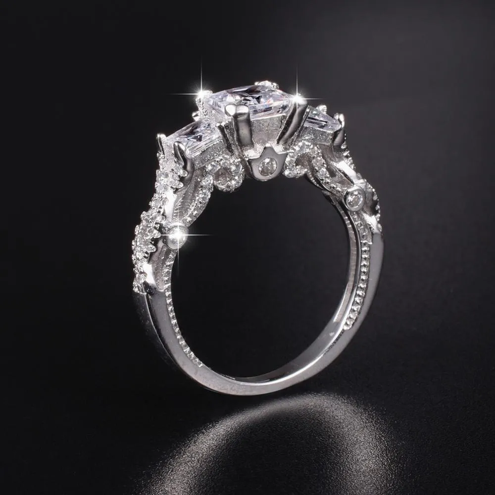 Luxury Modern Brilliant Diamond Square Three stone Diamond Ring Finger Brand Created Moissanite Wedding Rings for Women