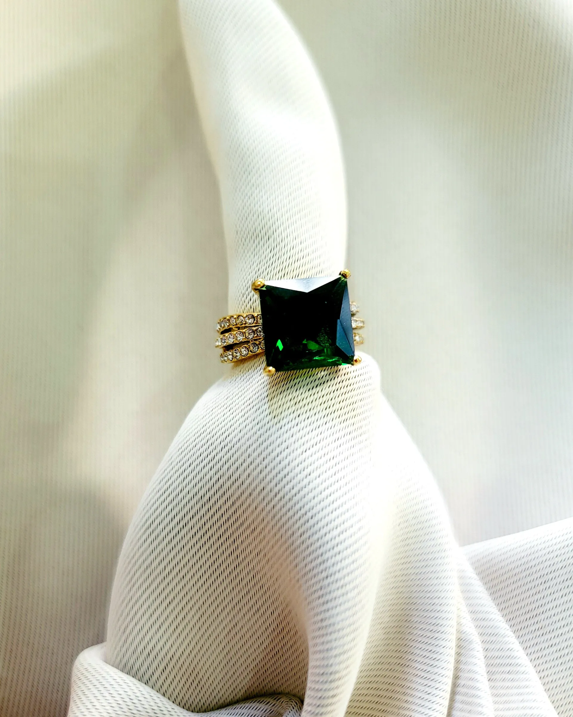 Meredith Ring