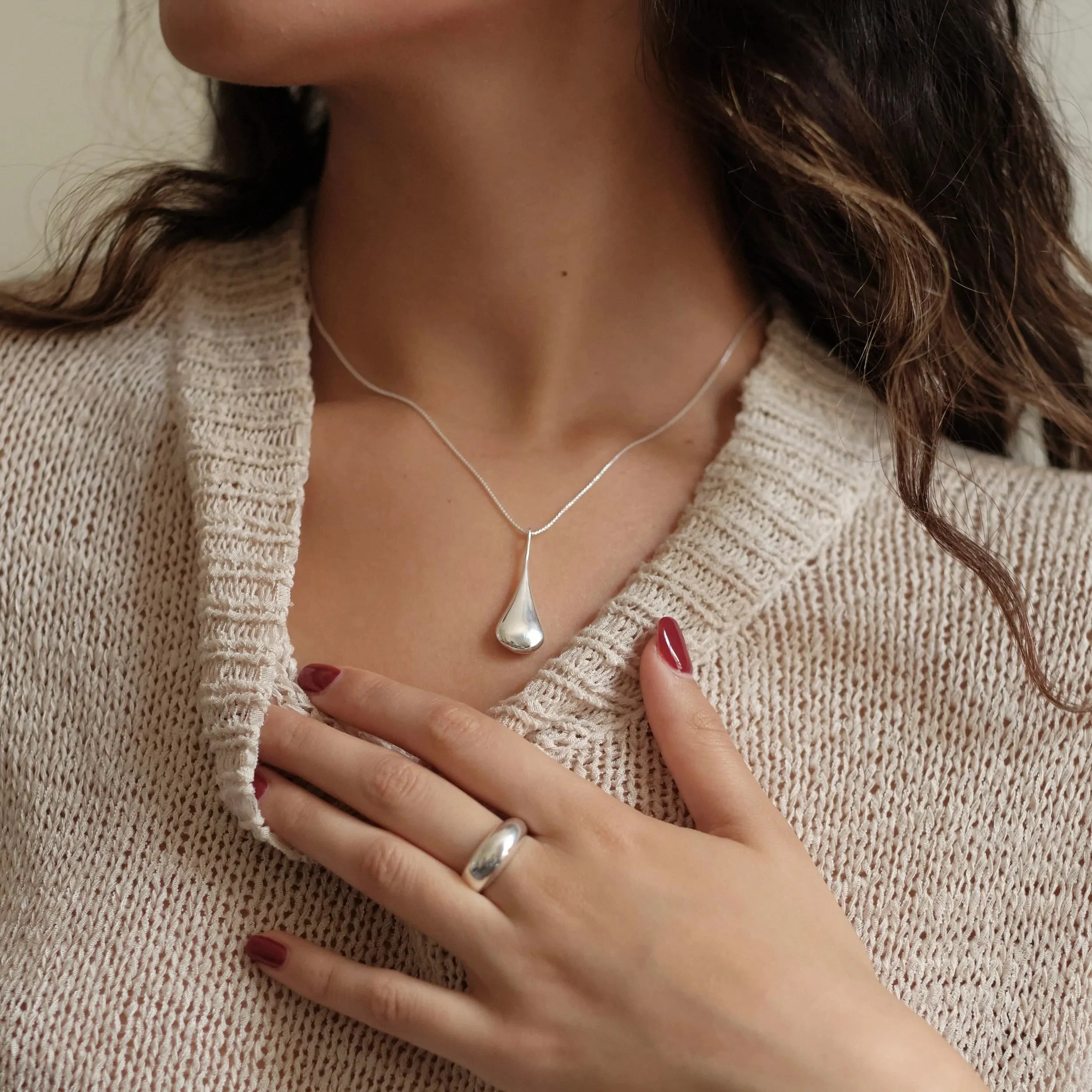 Najo N6217 Weeping Widow Silver Necklace