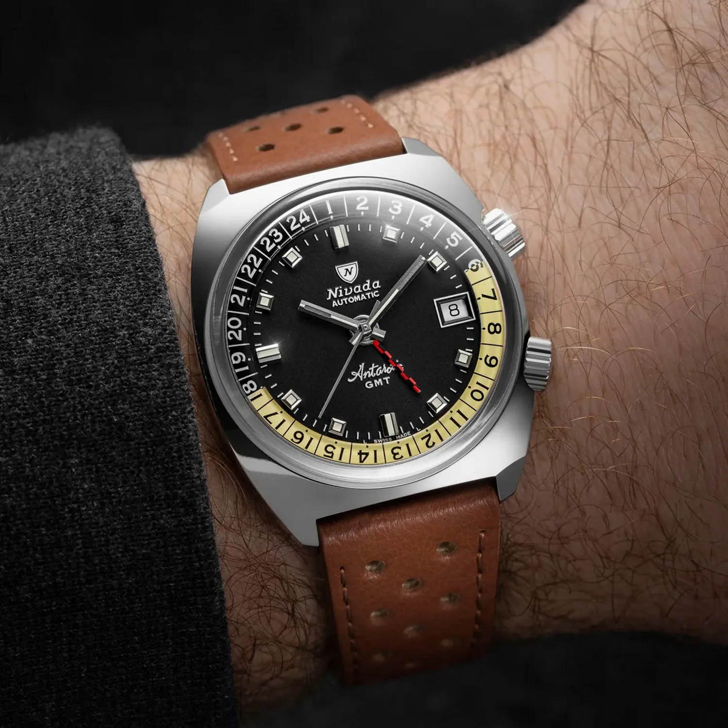 Nivada Grenchen Antarctic GMT Automatic – 32043A23