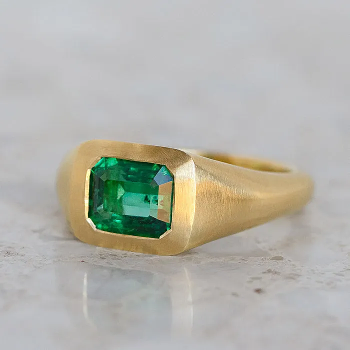 One-off Emerald Ring in 18ct Yellow Gold, Size M (In Stock)