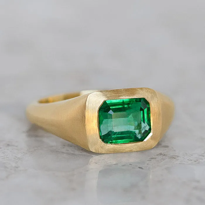 One-off Emerald Ring in 18ct Yellow Gold, Size M (In Stock)