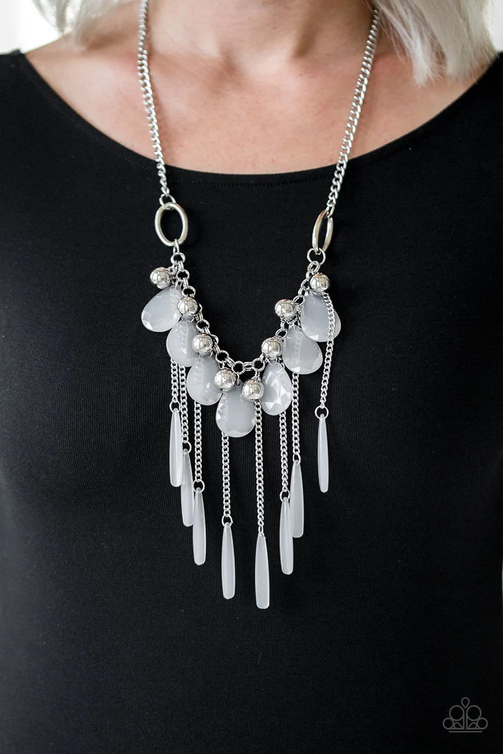 Paparazzi Roaring Riviera Necklace Silver