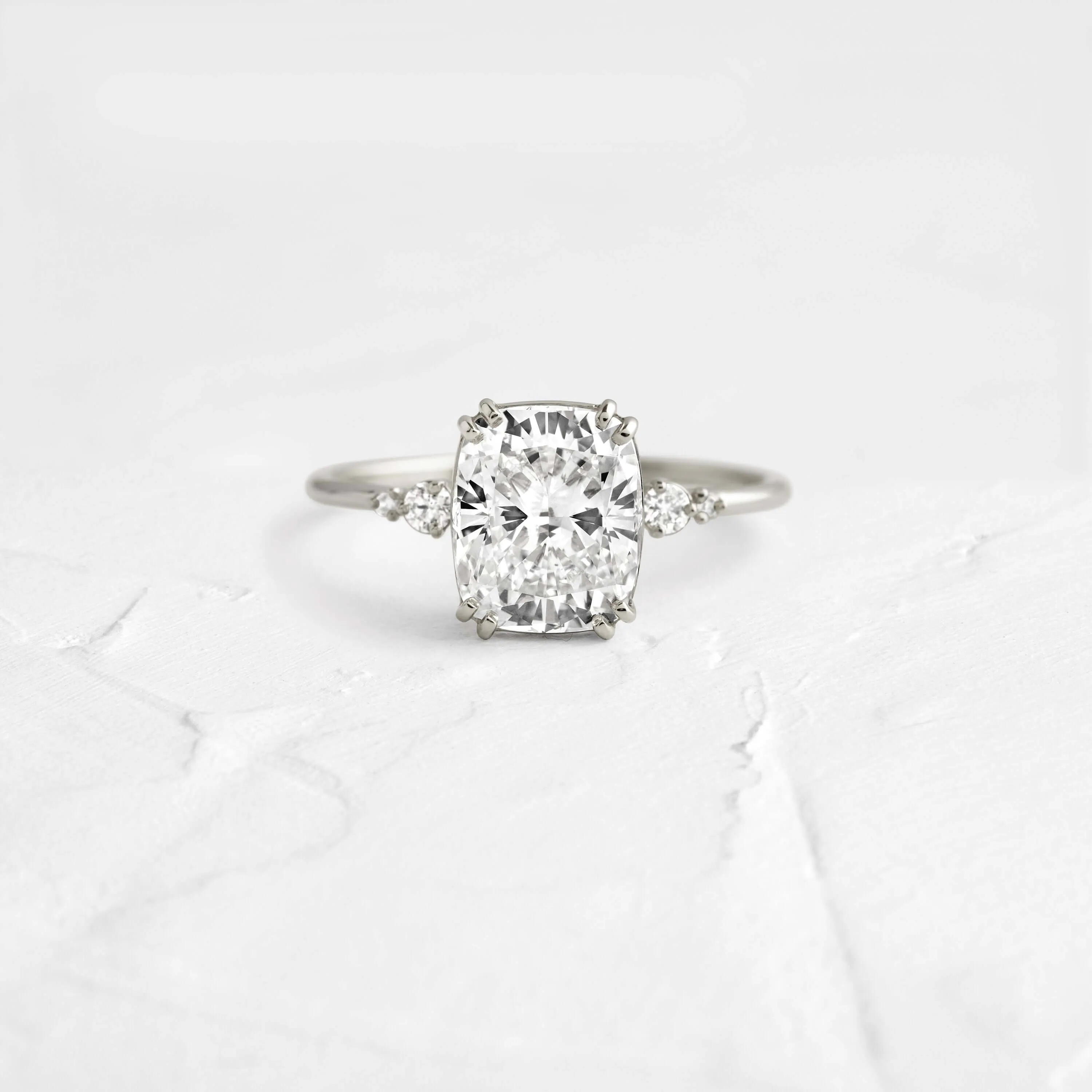 Pictorial Ring, Cushion Cut