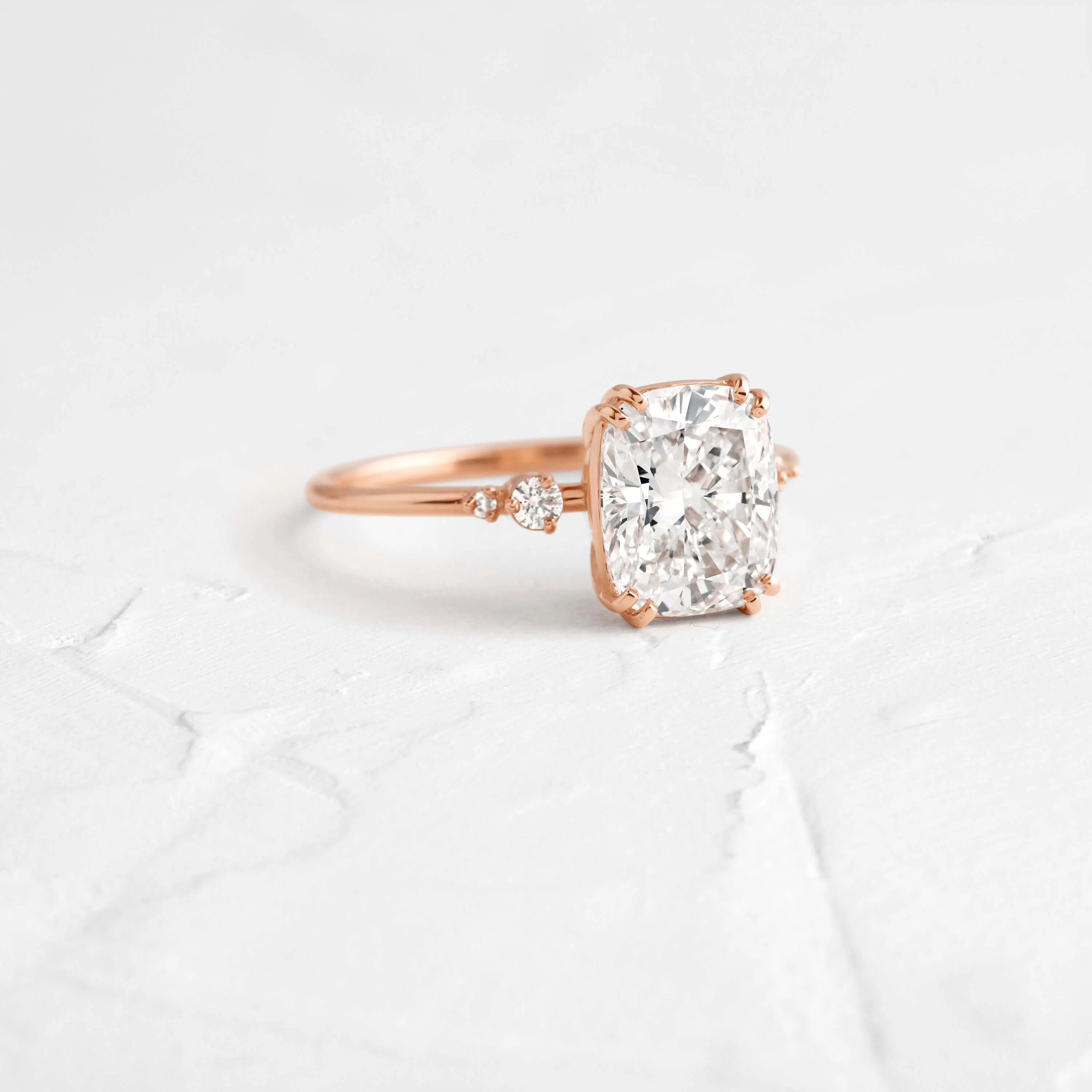 Pictorial Ring, Cushion Cut