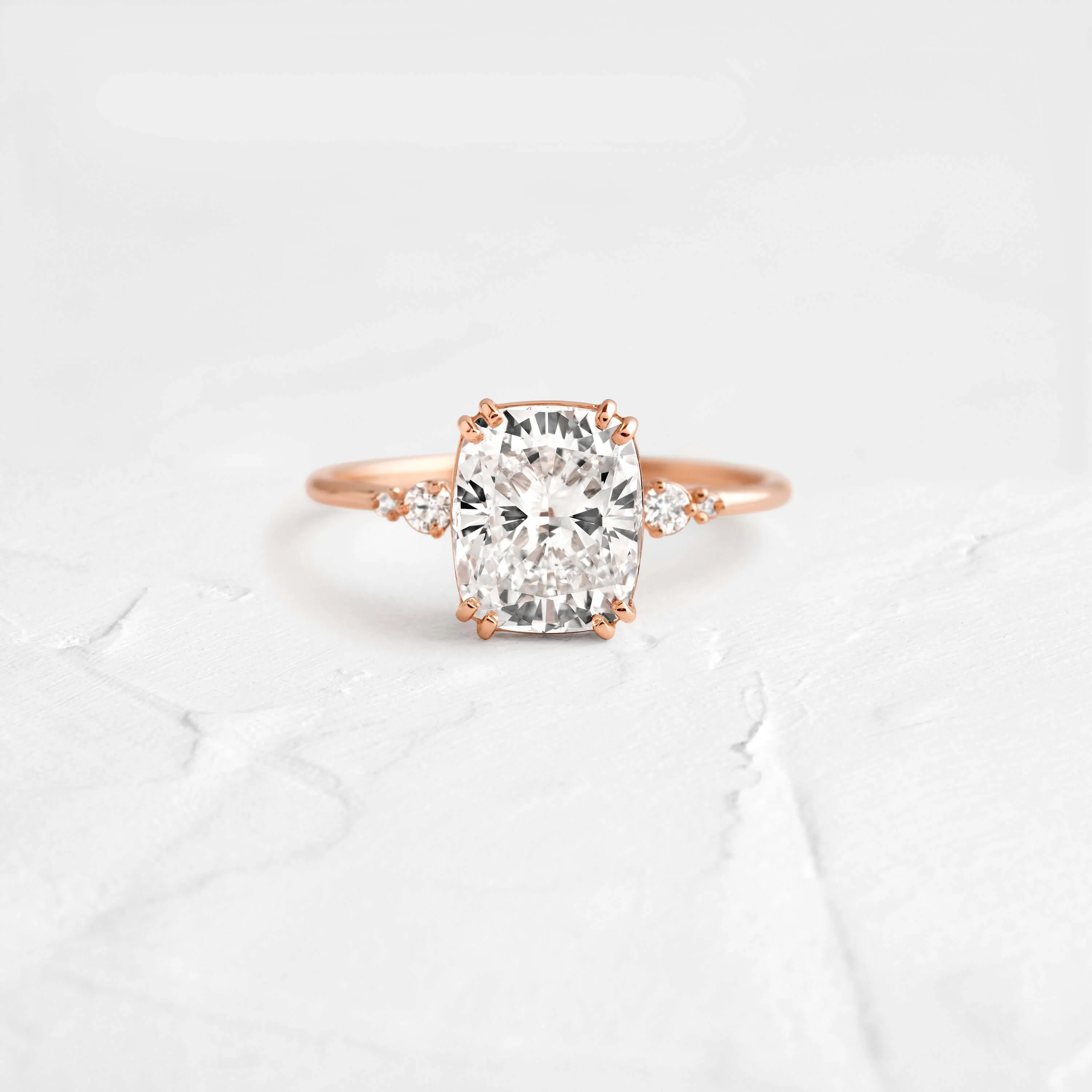 Pictorial Ring, Cushion Cut