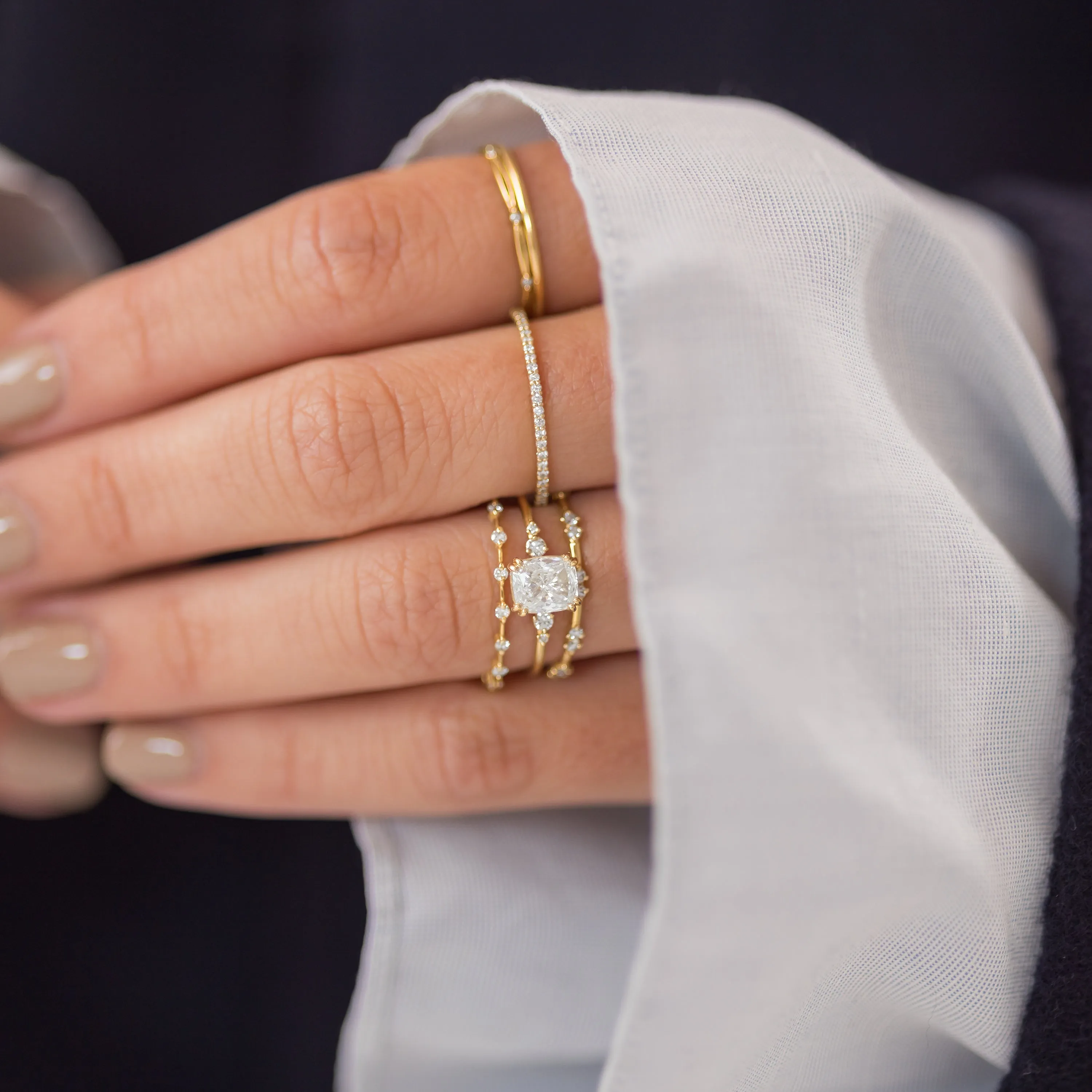 Pictorial Ring, Cushion Cut