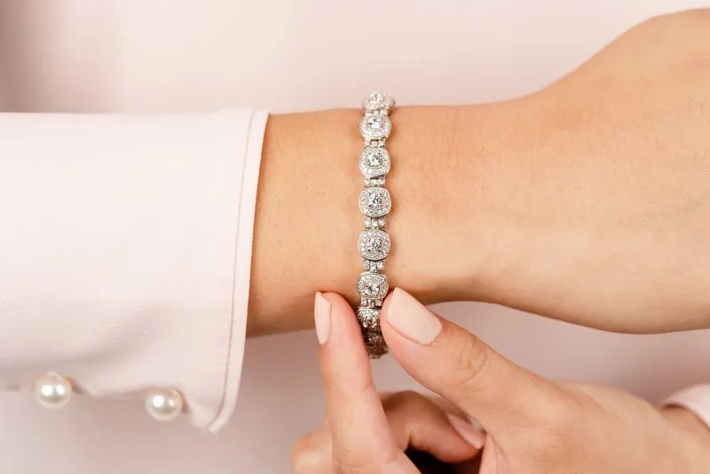 Red Carpet Bracelet With Diamond Tube Links Diamond with 4.69 ct.(finished) 1.1mm, 3.4mm