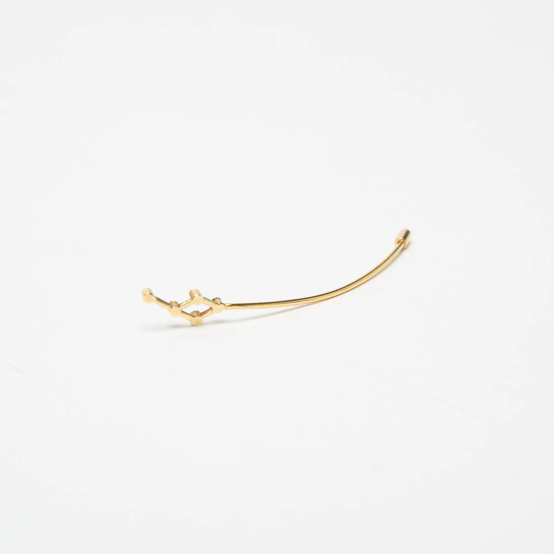 SOPHIE BILLE BRAHE | PETIT DAUPHIN DIAMOND EARRING