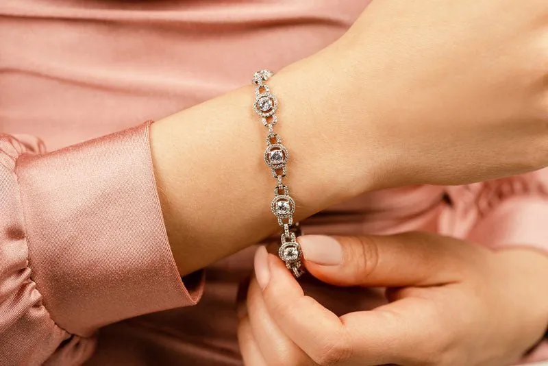 Stylish Circles Diamond Bracelet with 7.24 ct.(finished) 1.1mm, 5mm