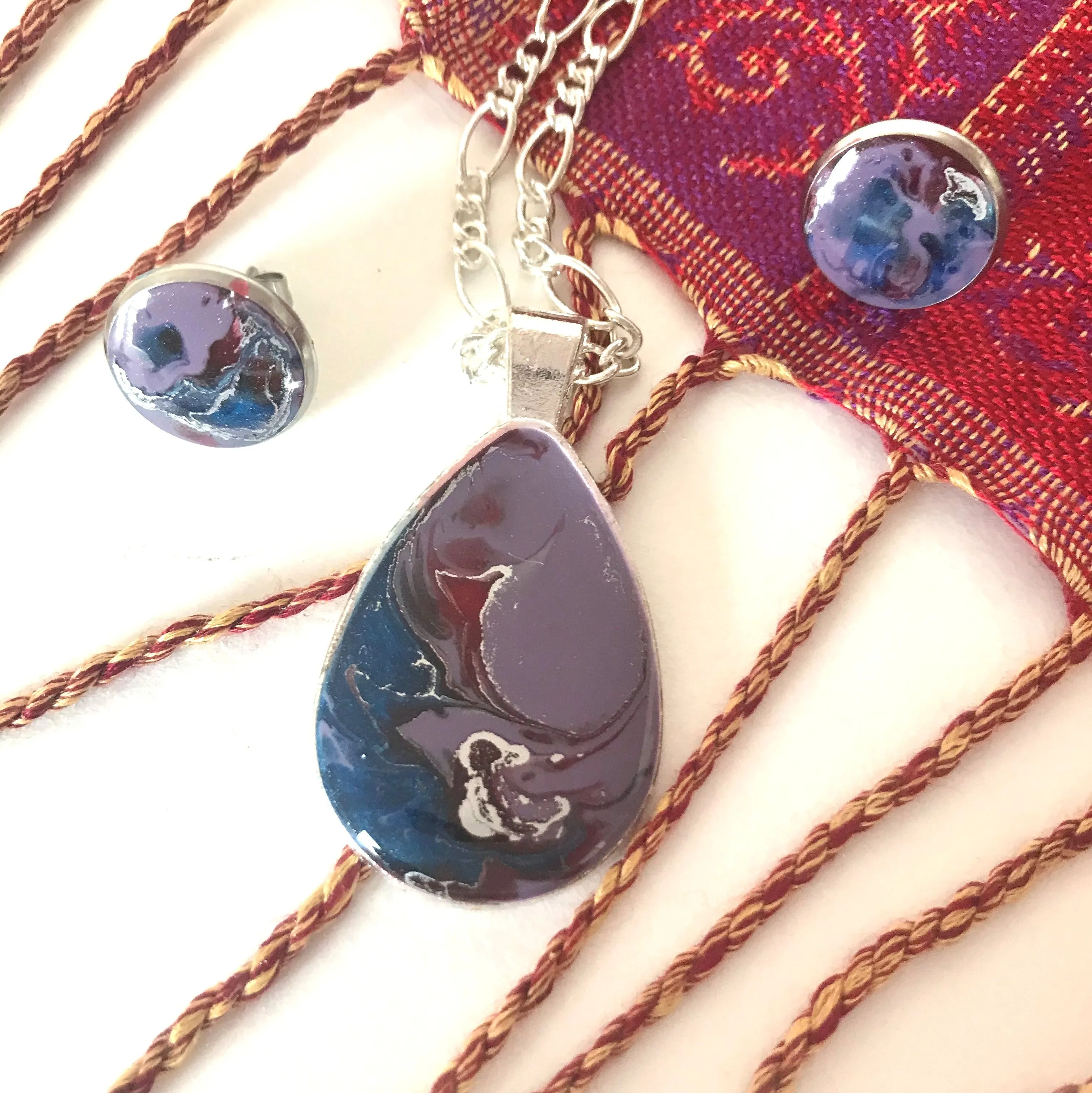 Sunset Waves Necklace and Earrings Set
